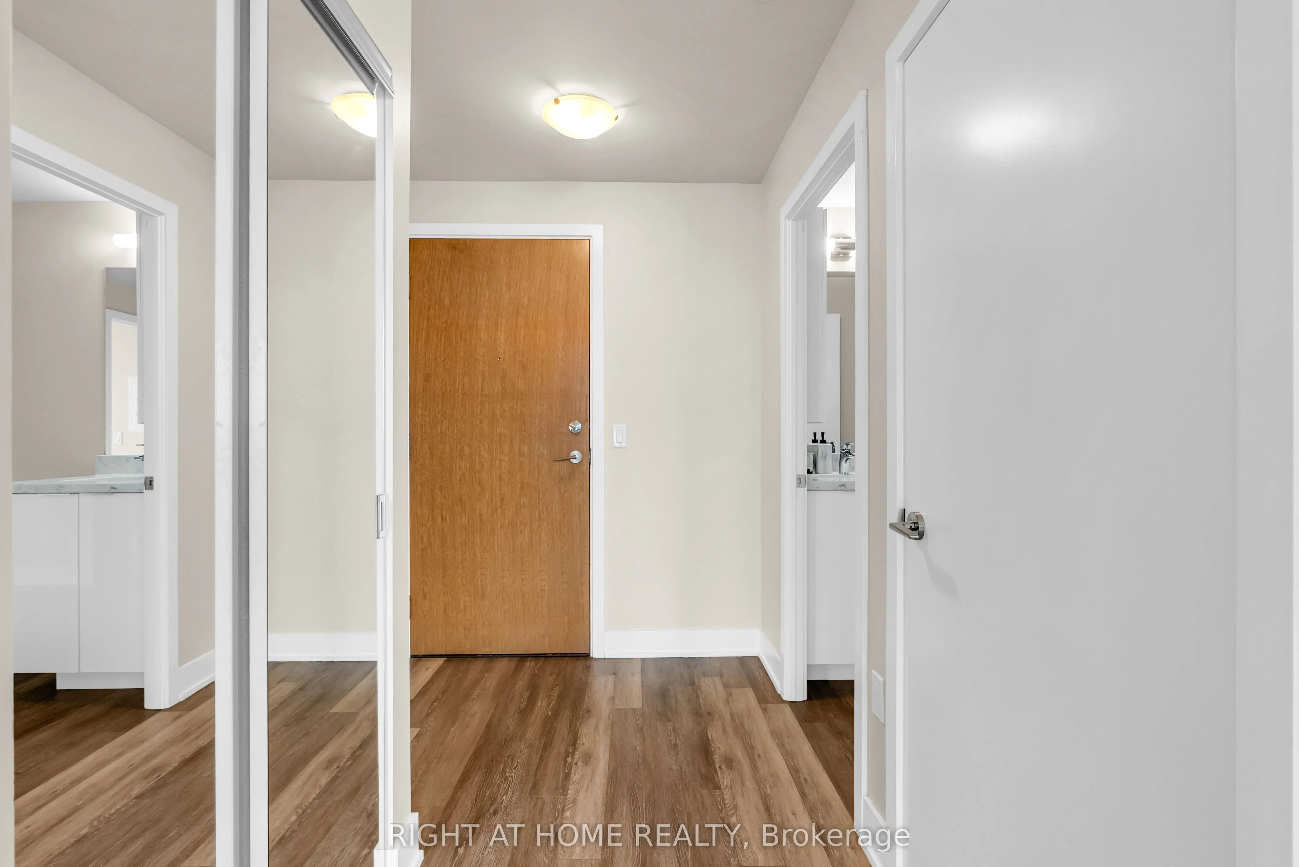 30 Shore Breeze Drive, #4810