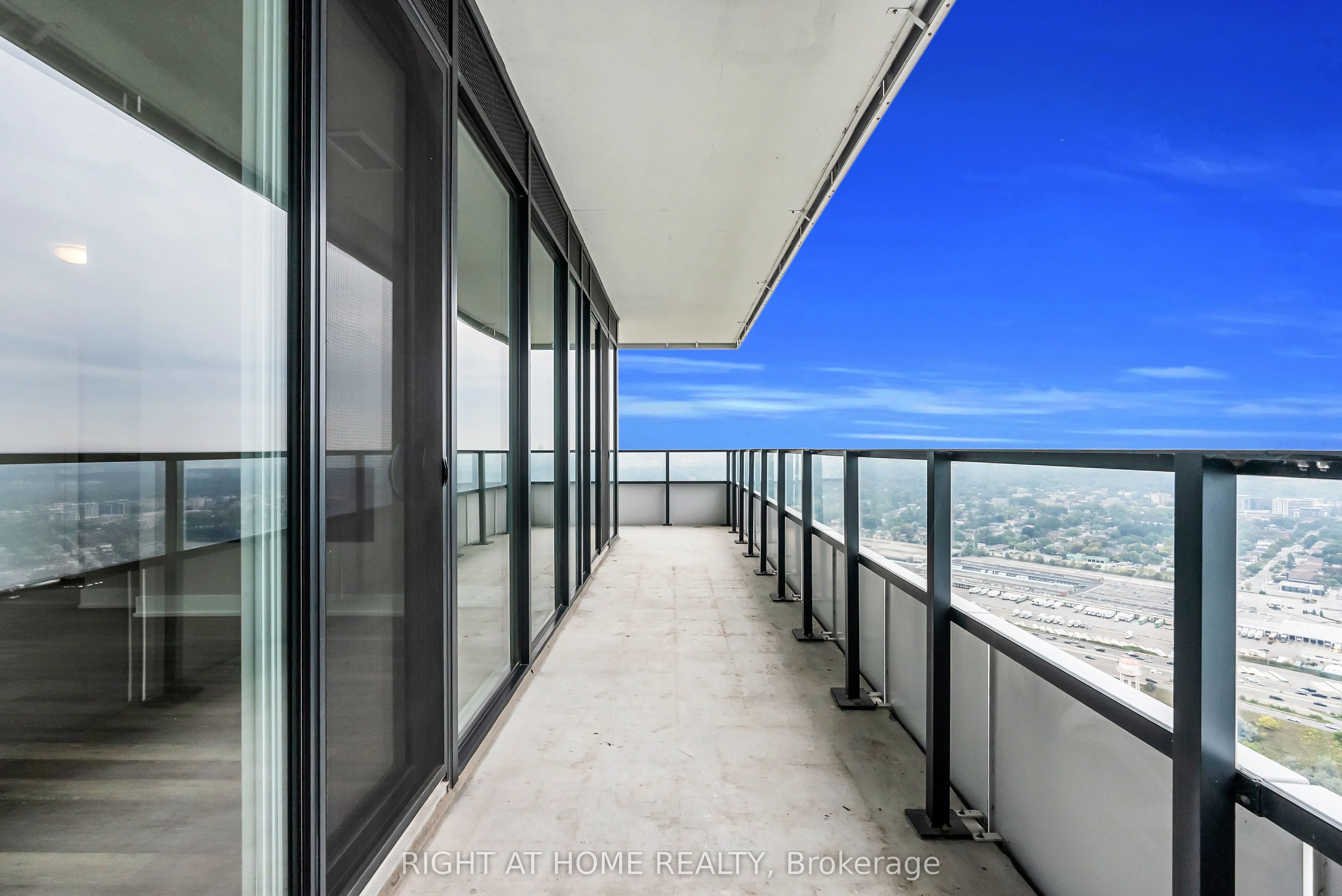 30 Shore Breeze Drive, #4810