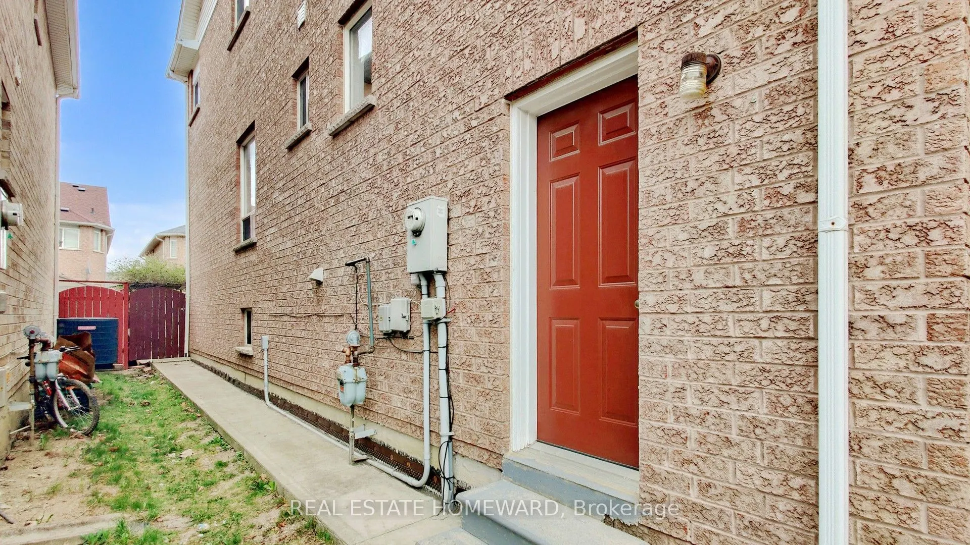 23 Pathmaster Road