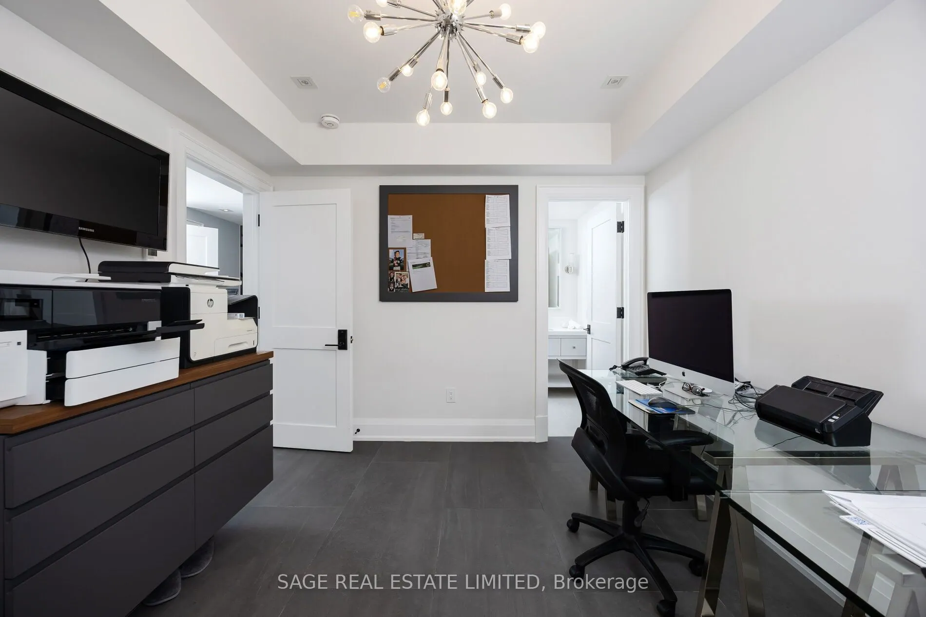 55 Strath Avenue