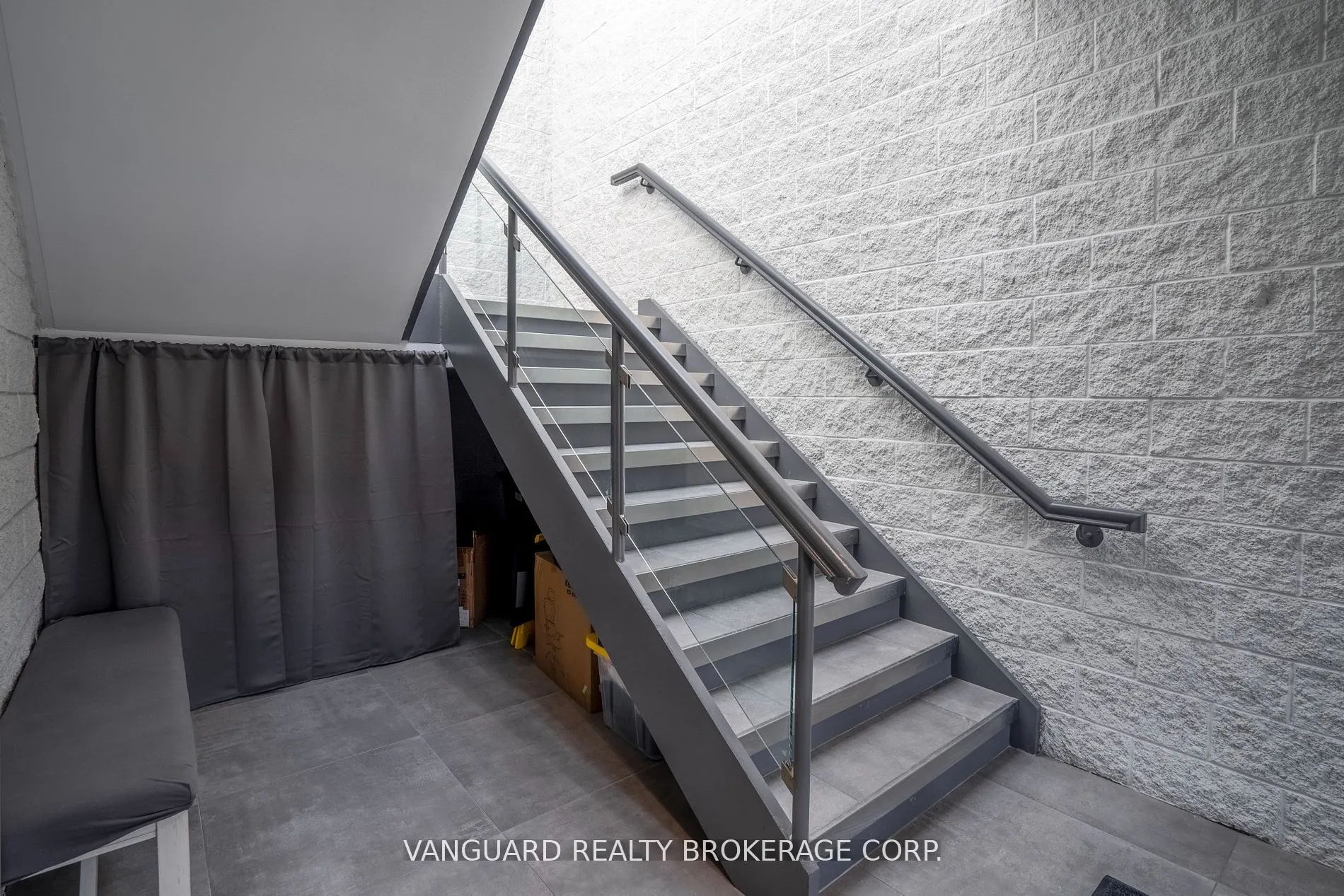 14 Abacus Road, #Main