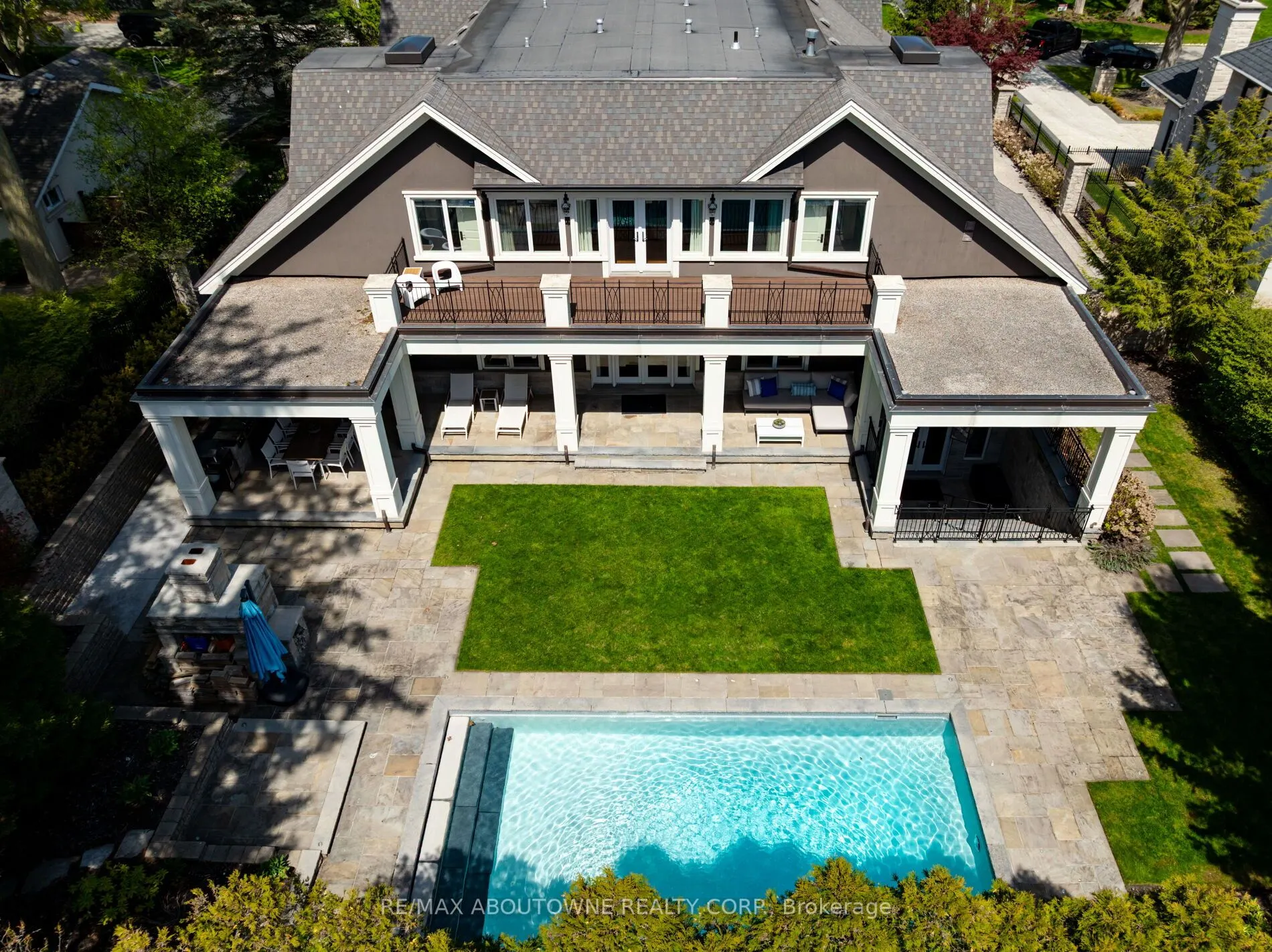 64 Brentwood Road