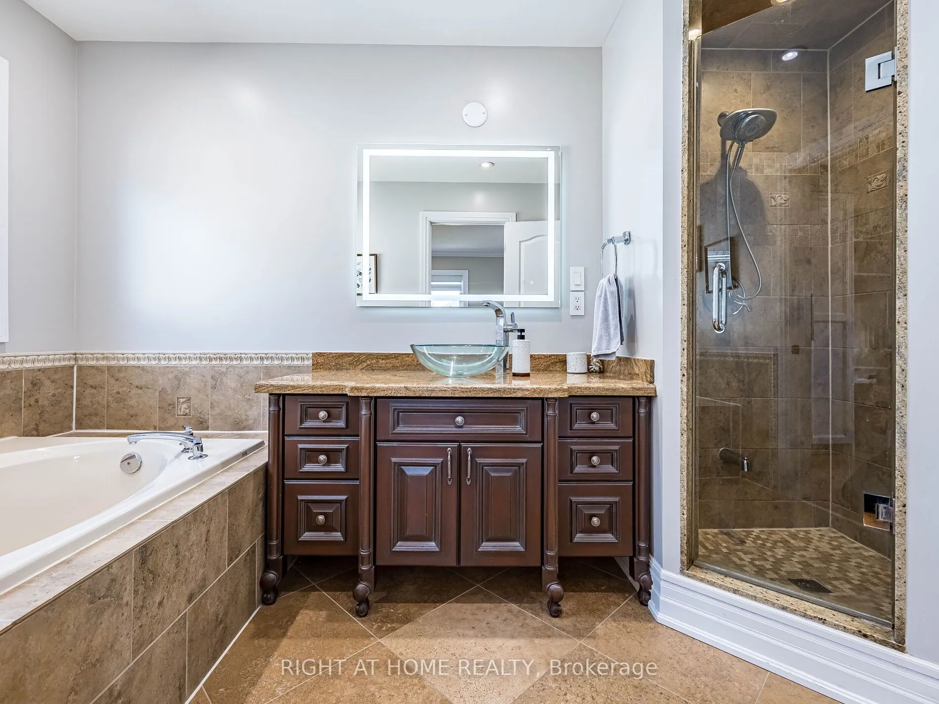 6 Berrycreek Drive