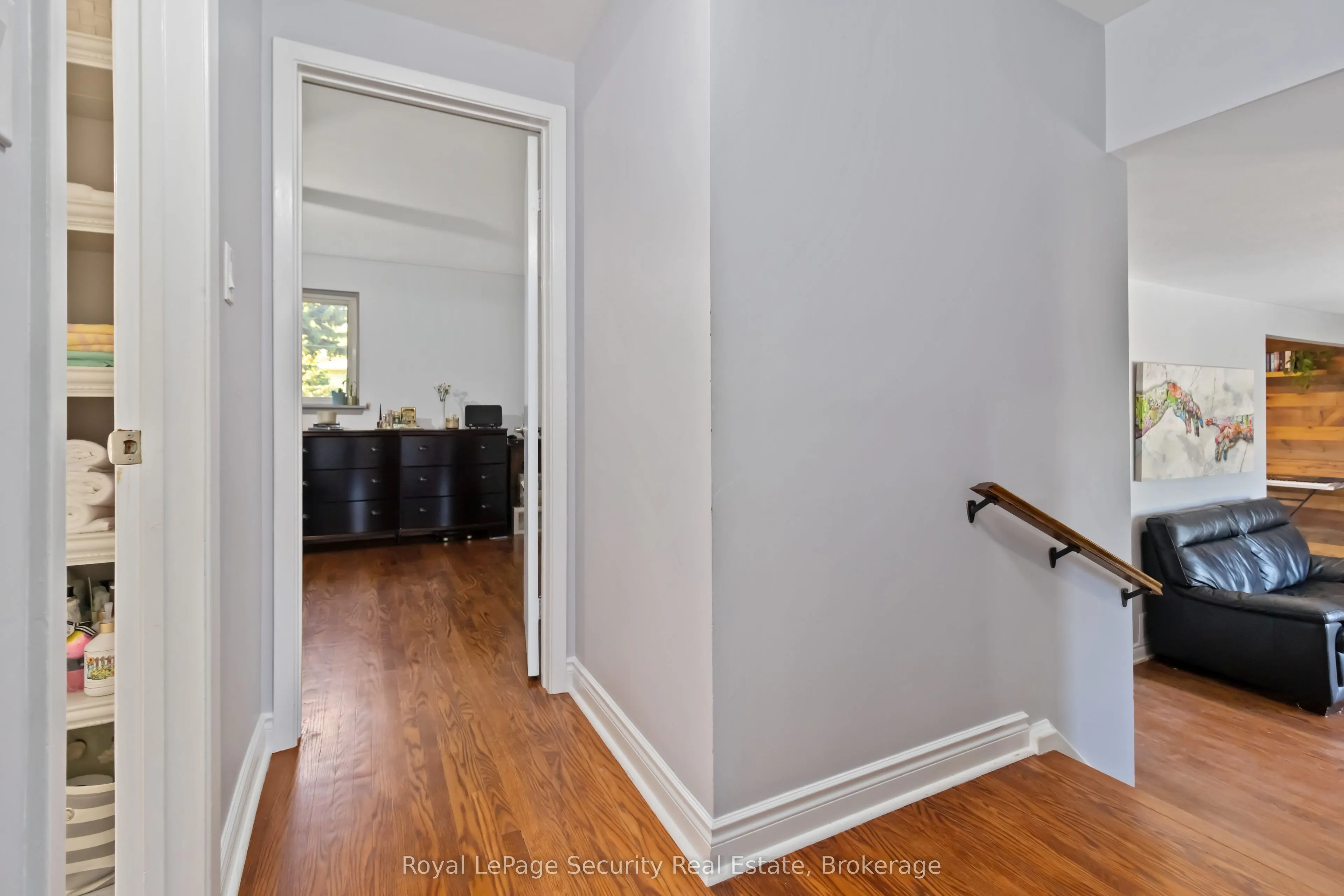 53 Dunblaine Crescent W
