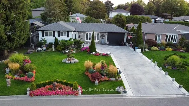 53 Dunblaine Crescent W