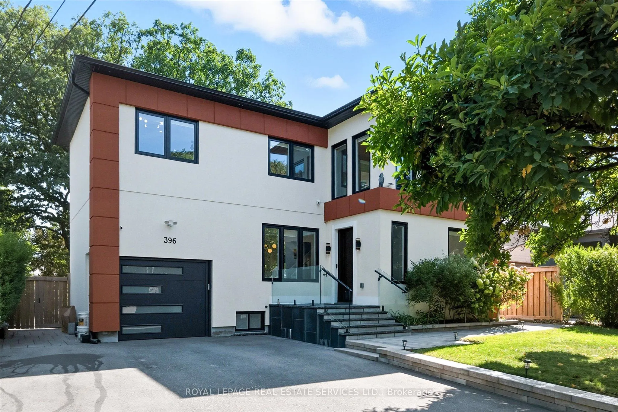 396 River Side Drive