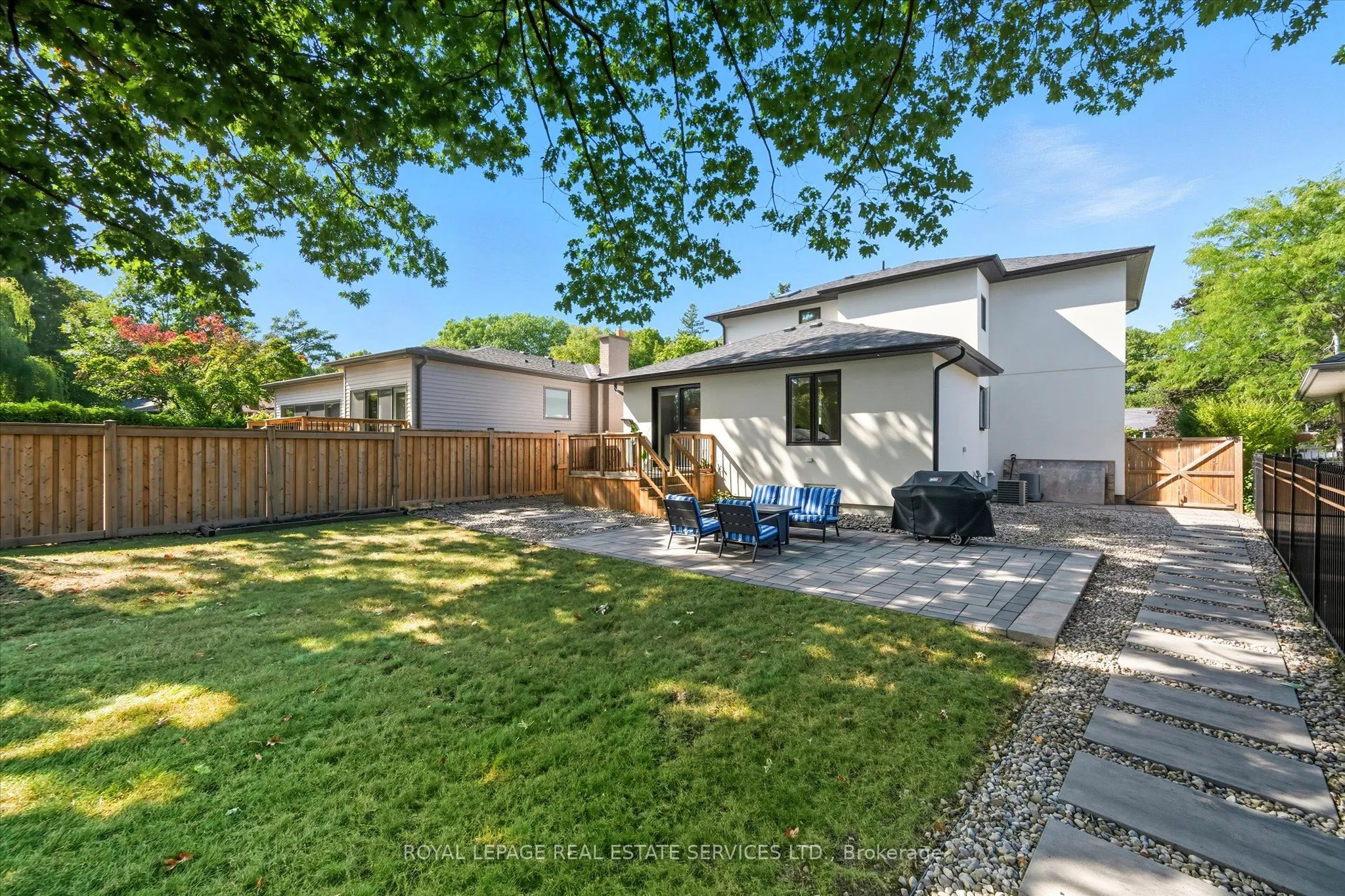 396 River Side Drive