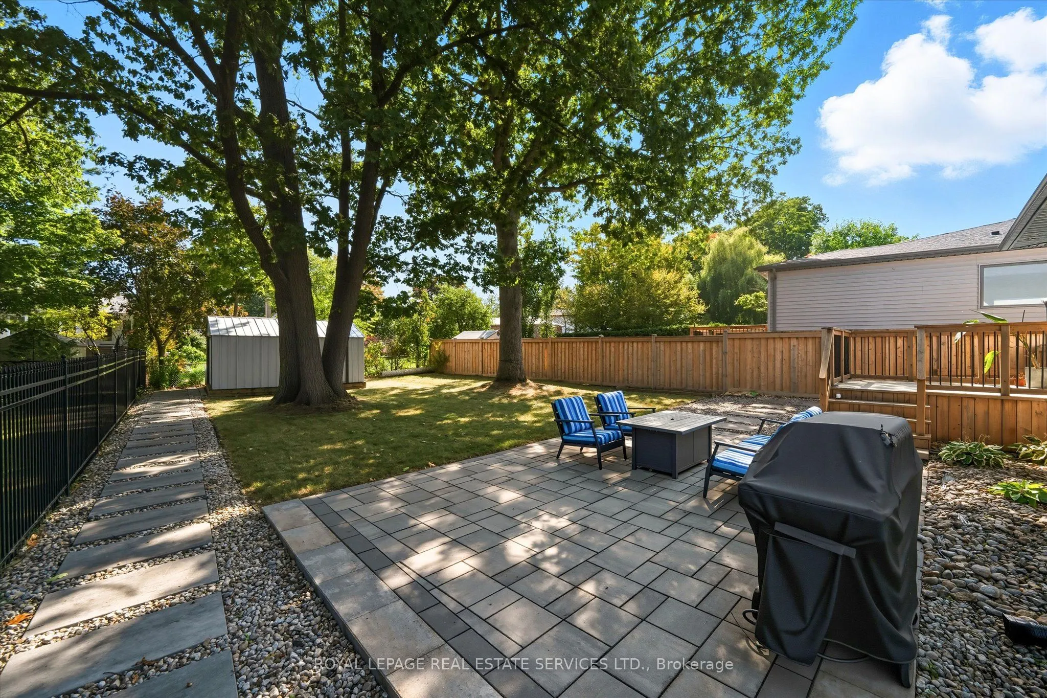 396 River Side Drive