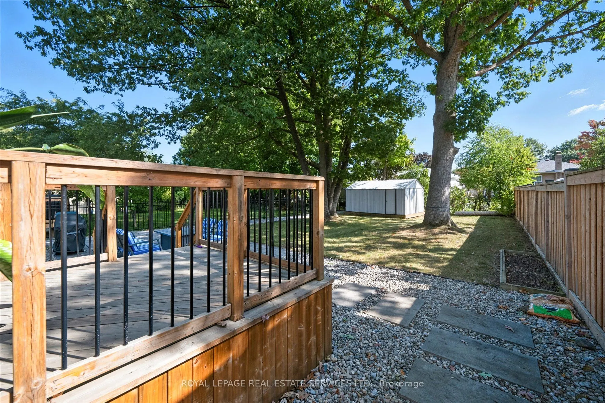 396 River Side Drive