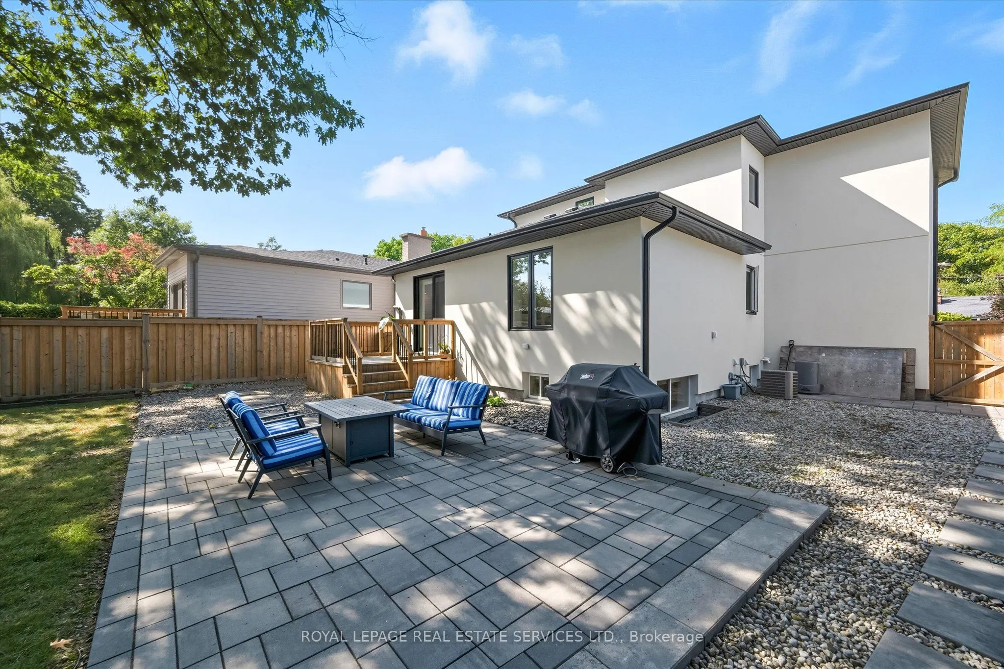 396 River Side Drive