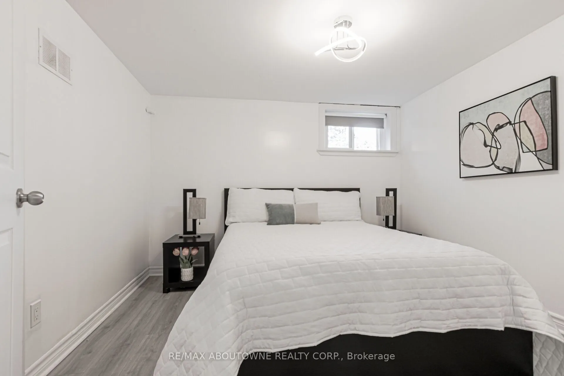 2105 Maplewood Drive