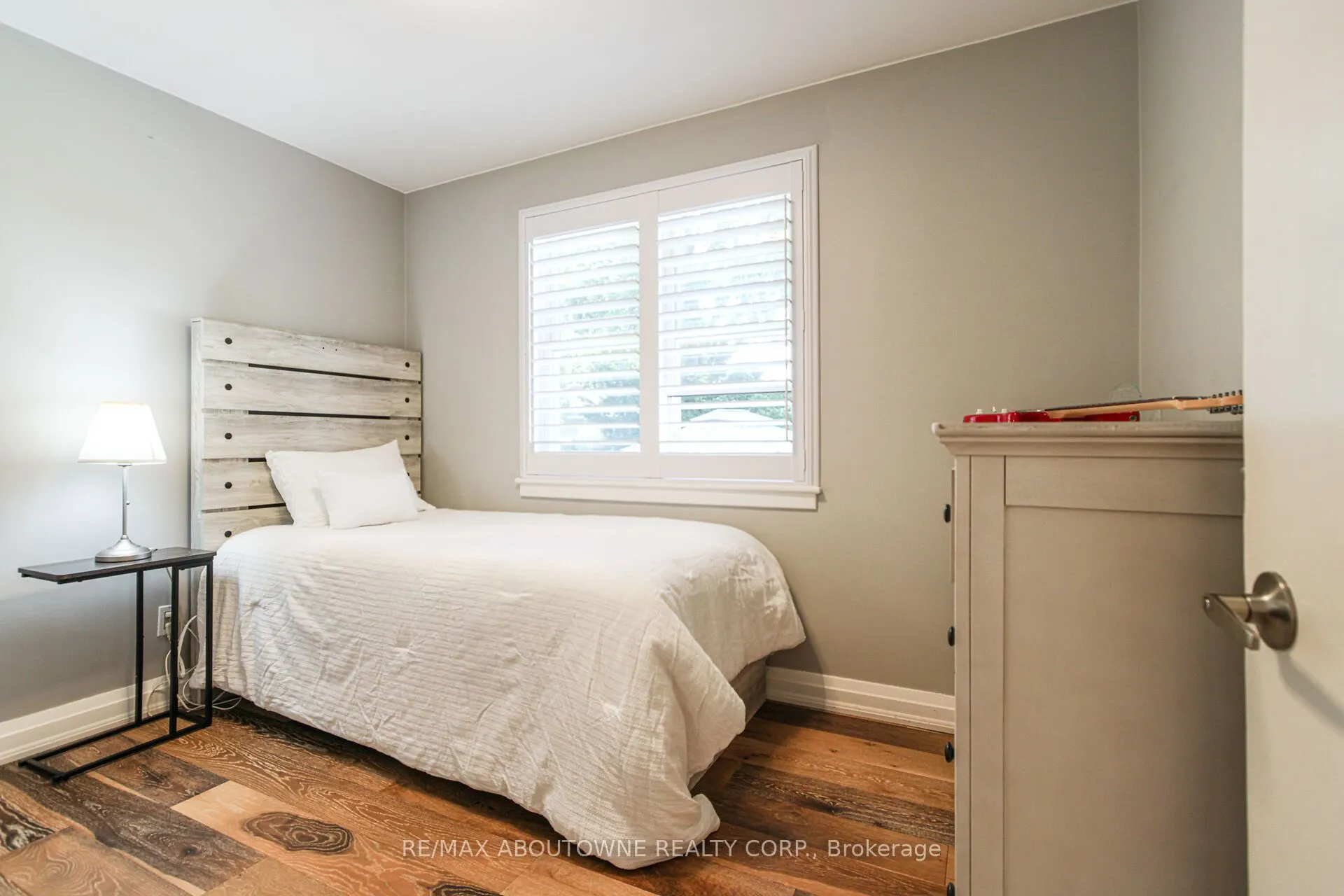 2105 Maplewood Drive