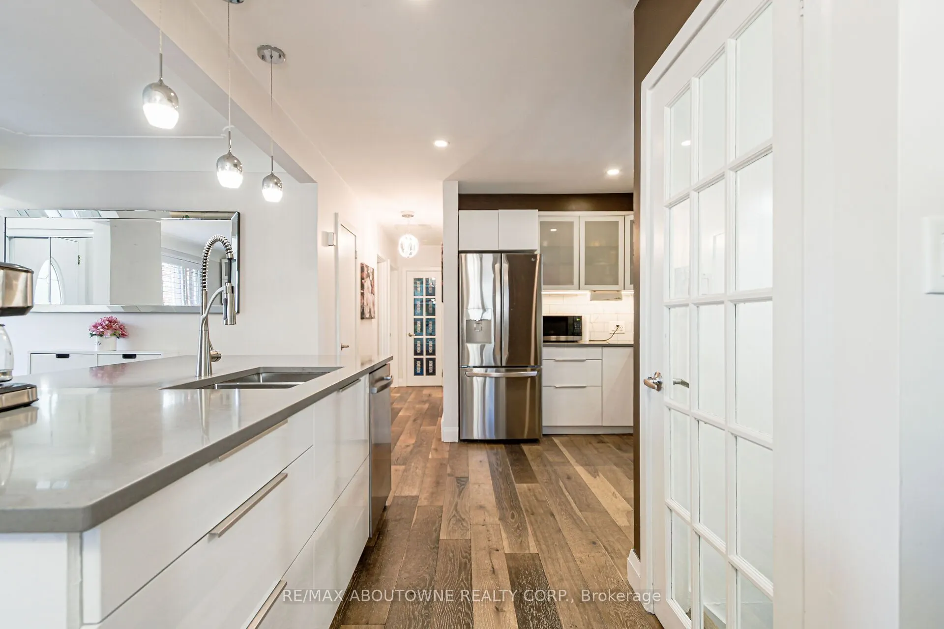 2105 Maplewood Drive