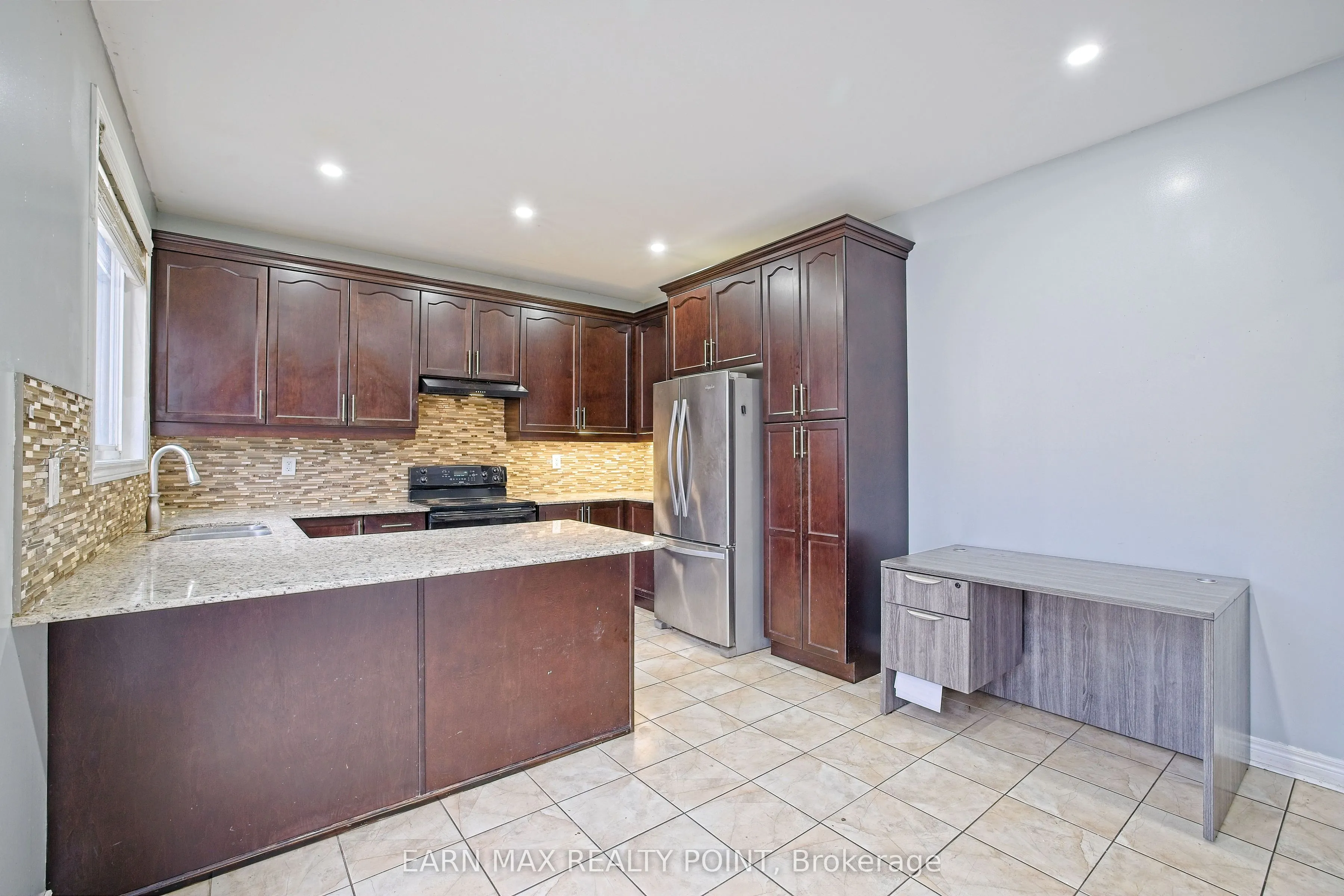 35 Abitibi Lake Drive