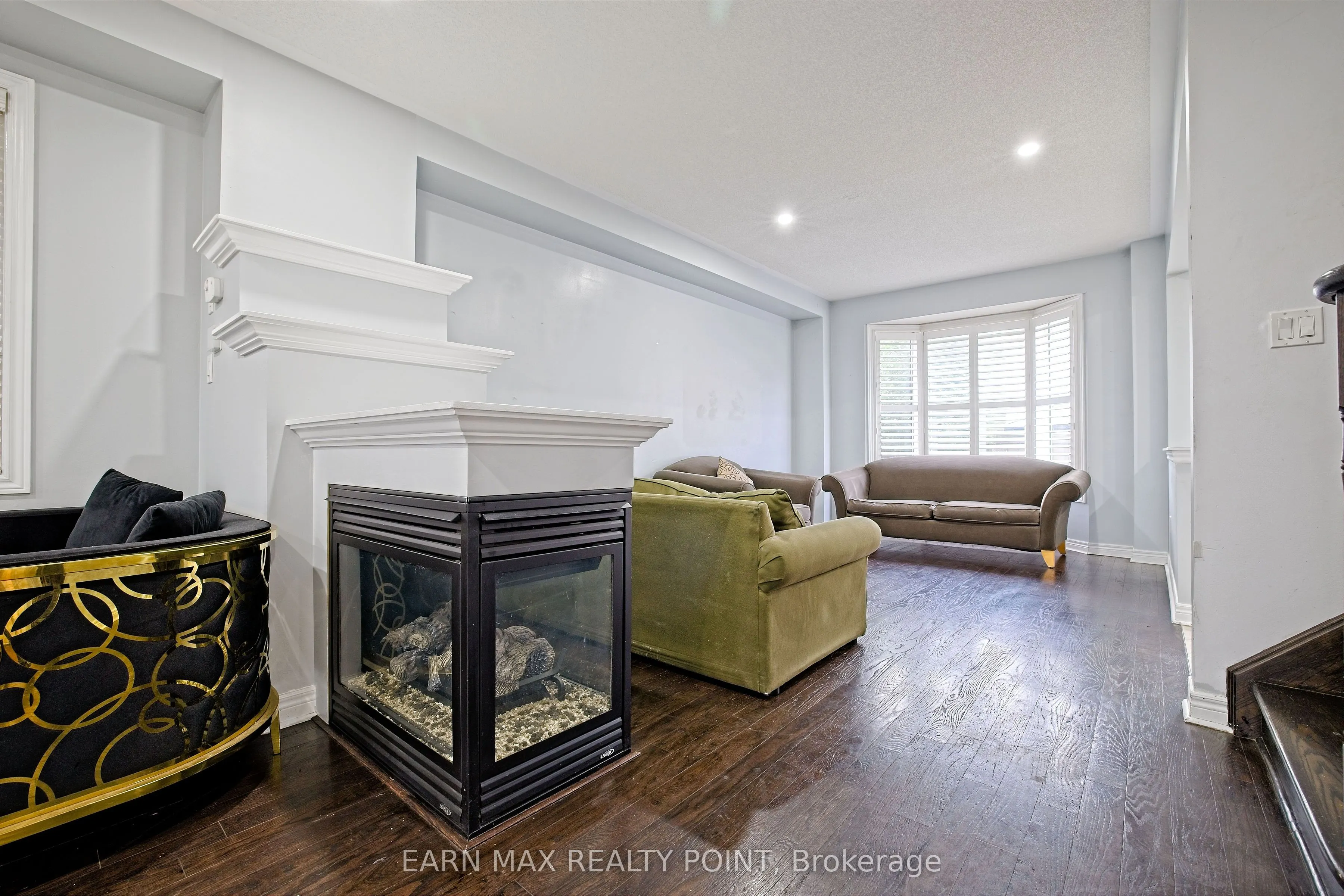 35 Abitibi Lake Drive