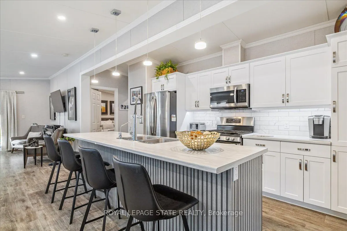 4449 Milburough Line, #7 Oak