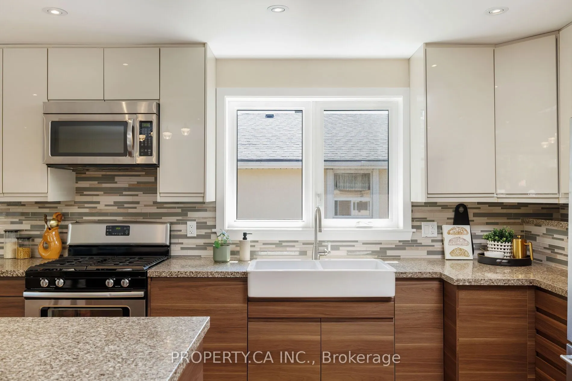 316 Renforth Drive