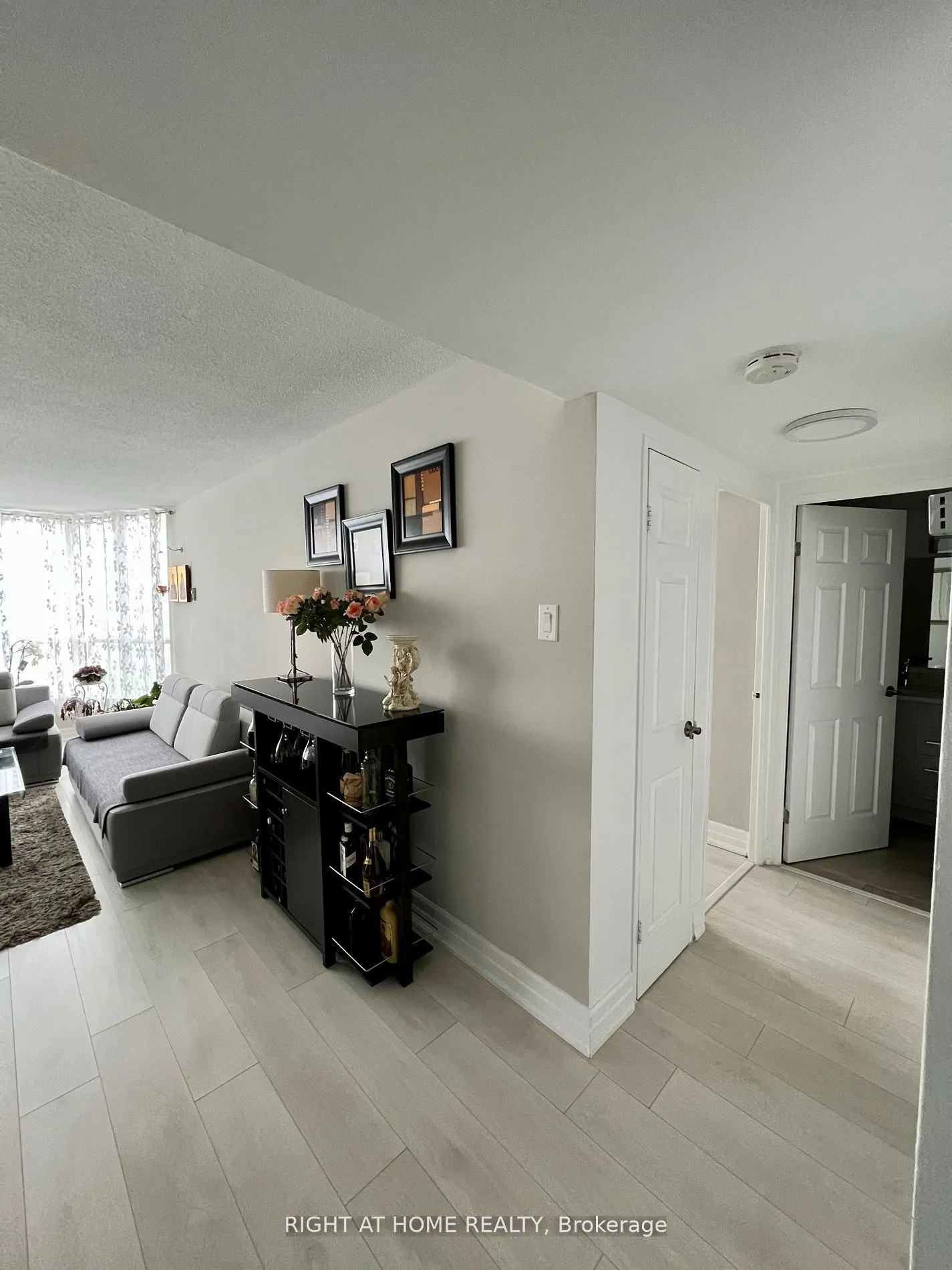 1333 Bloor Street, #1018