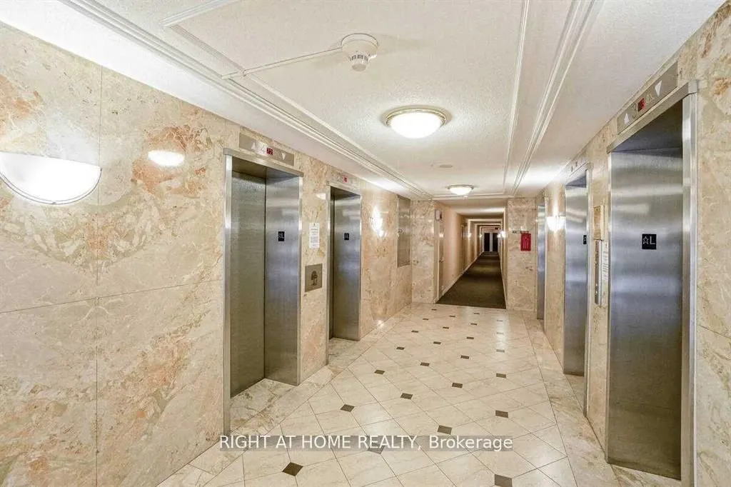 1333 Bloor Street, #1018