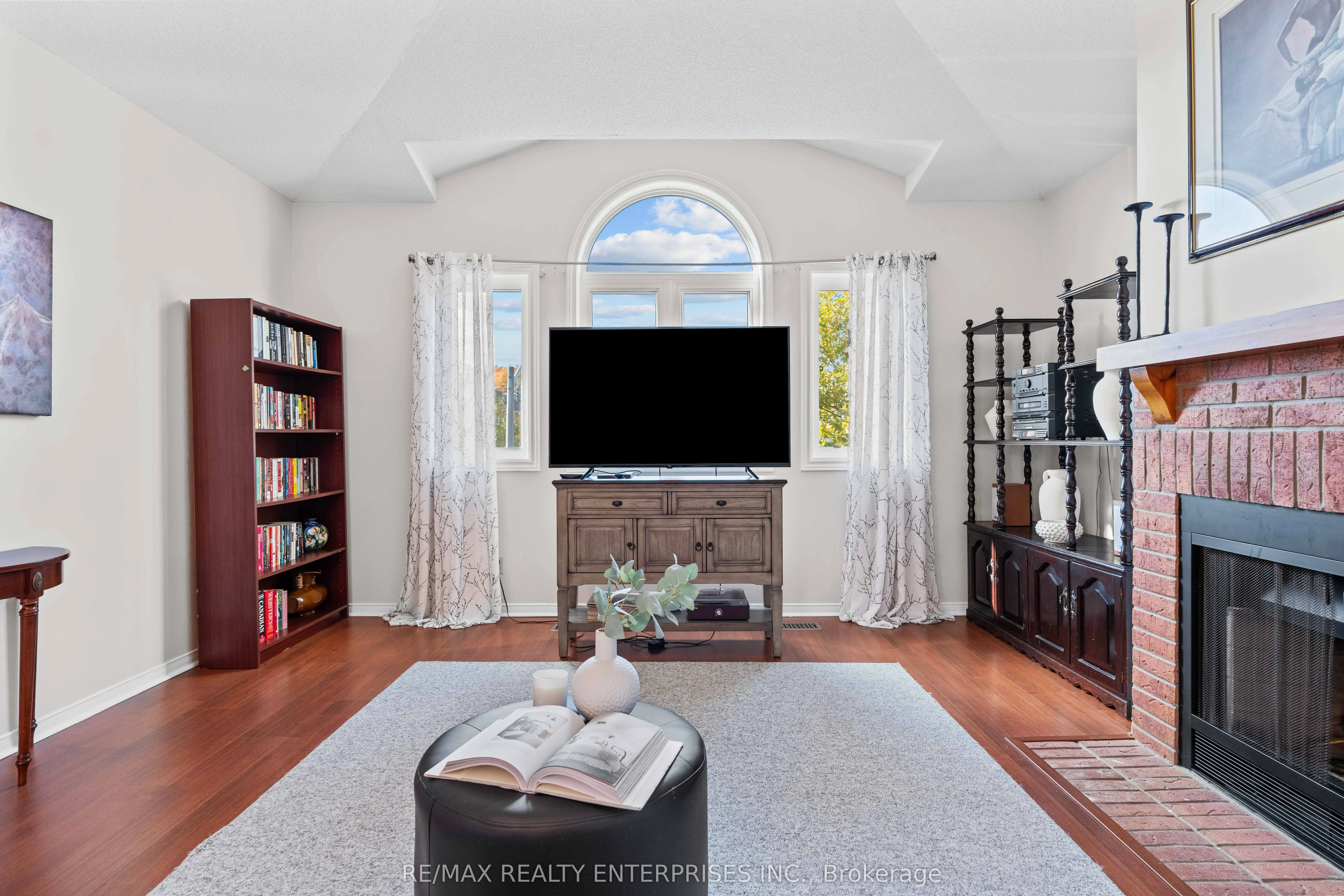 129 Valonia Drive