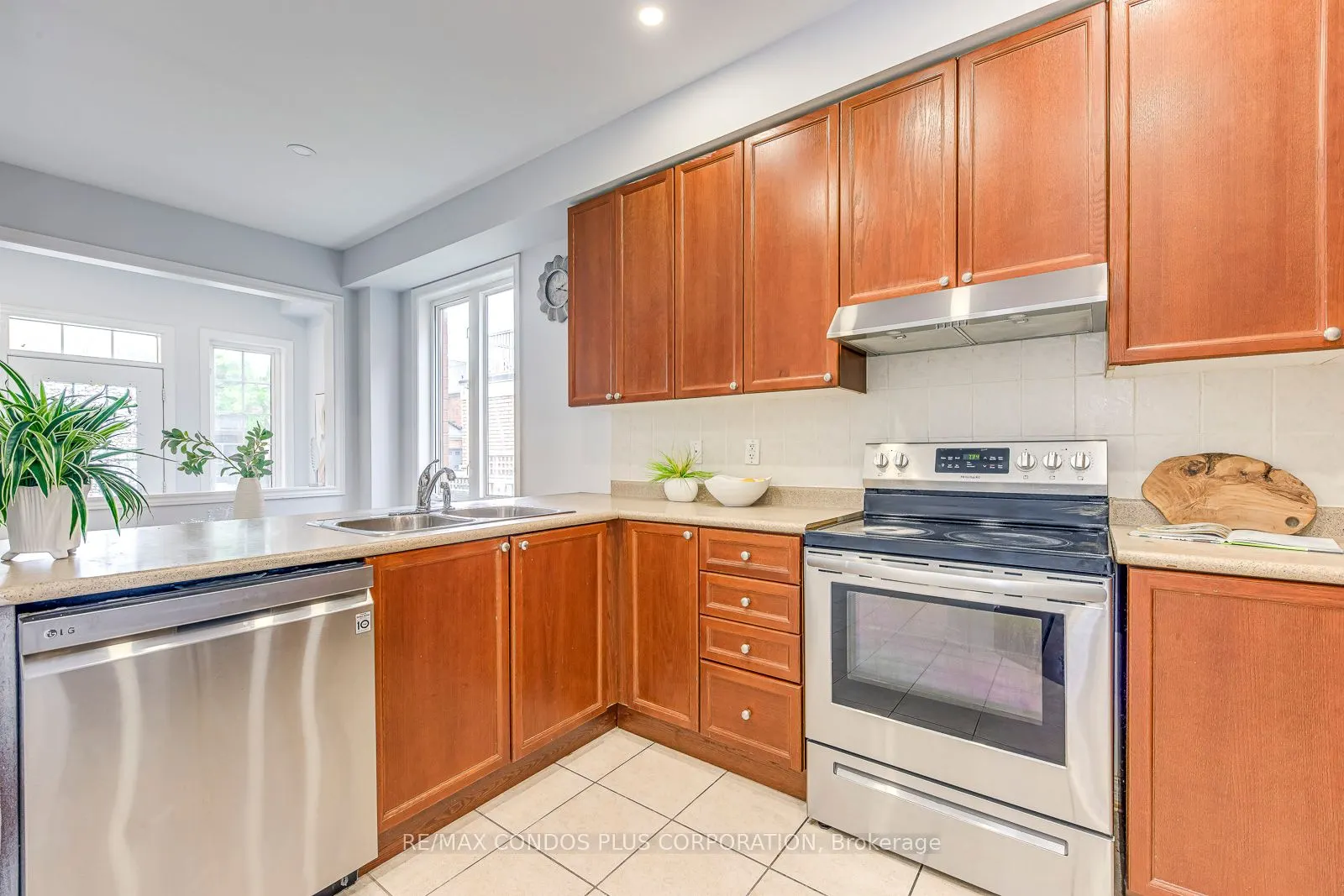 1015 Galesway Boulevard, #27