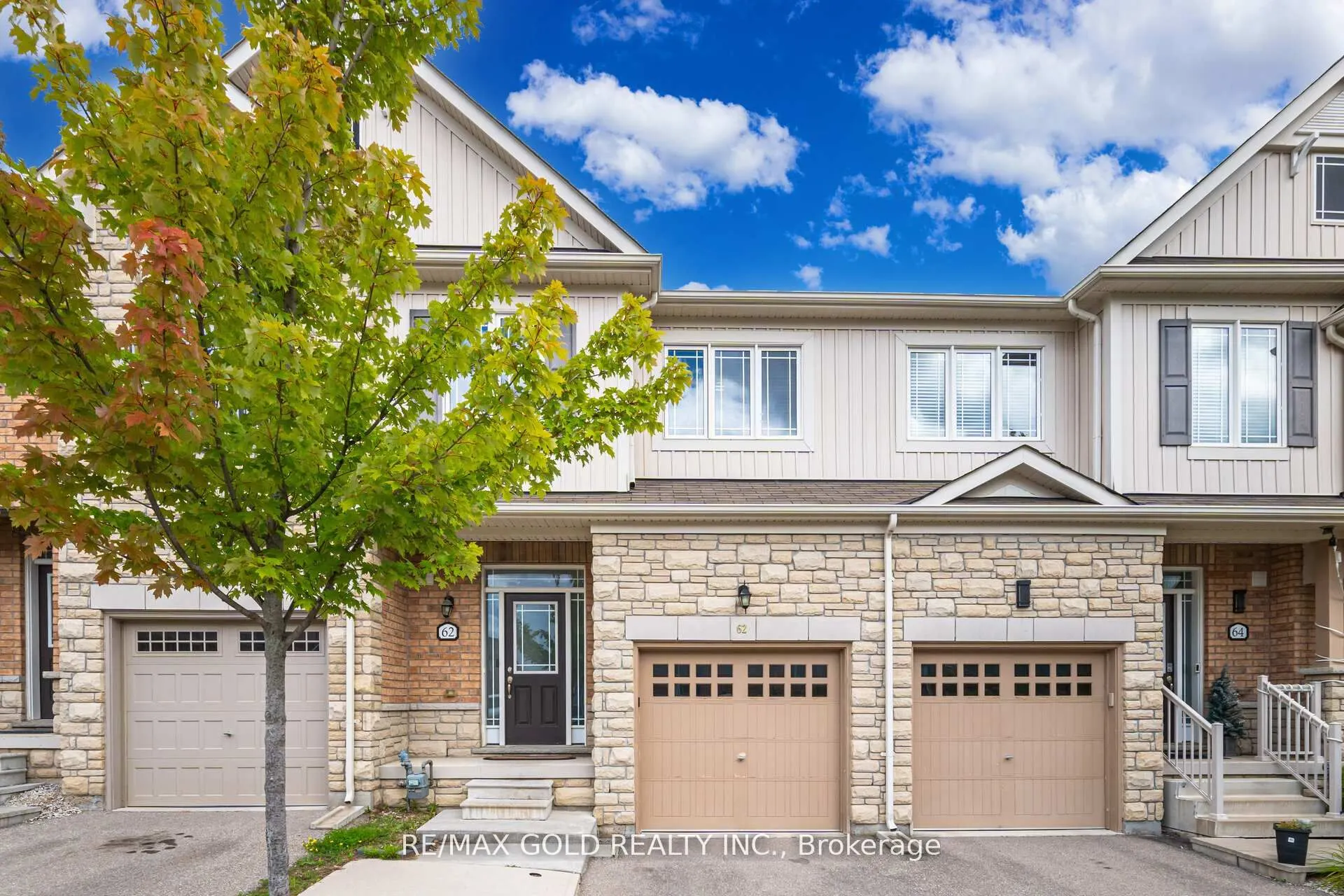 62 Valley Lane