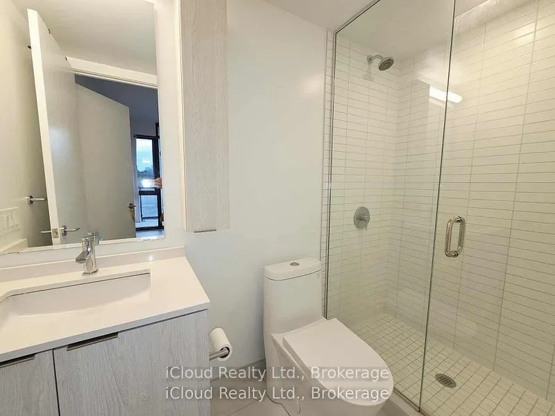 86 Dundas Street E, #306