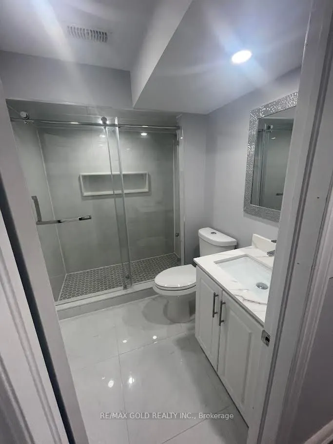 15 Eastman Road, #Basement