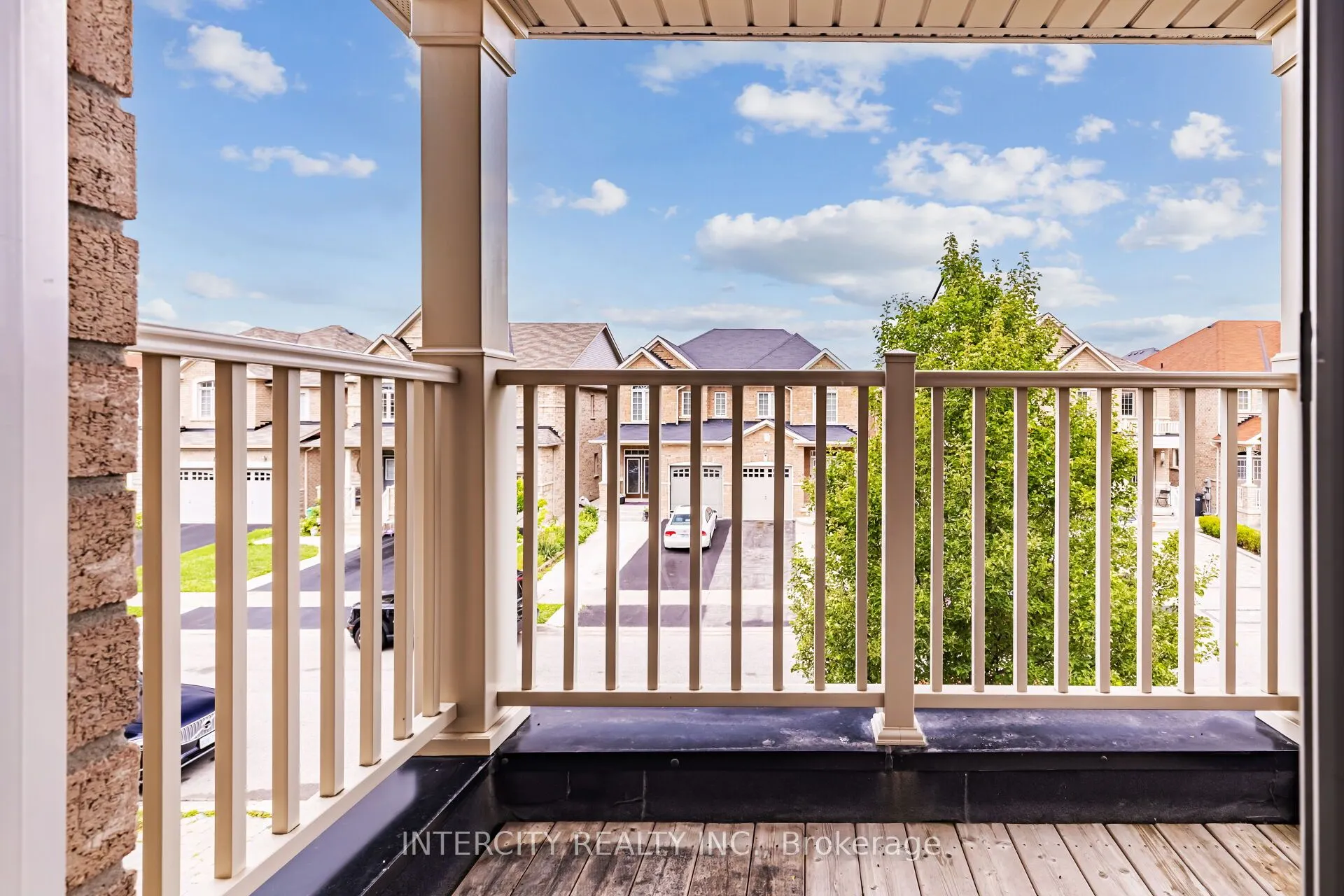 20 Vanderpool Crescent
