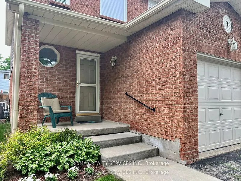 3 Oleander Crescent