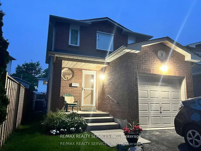 3 Oleander Crescent