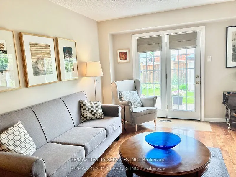 3 Oleander Crescent
