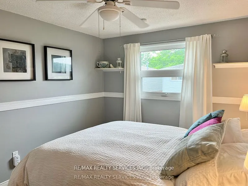 3 Oleander Crescent