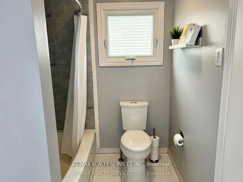 3 Oleander Crescent