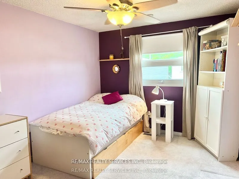 3 Oleander Crescent