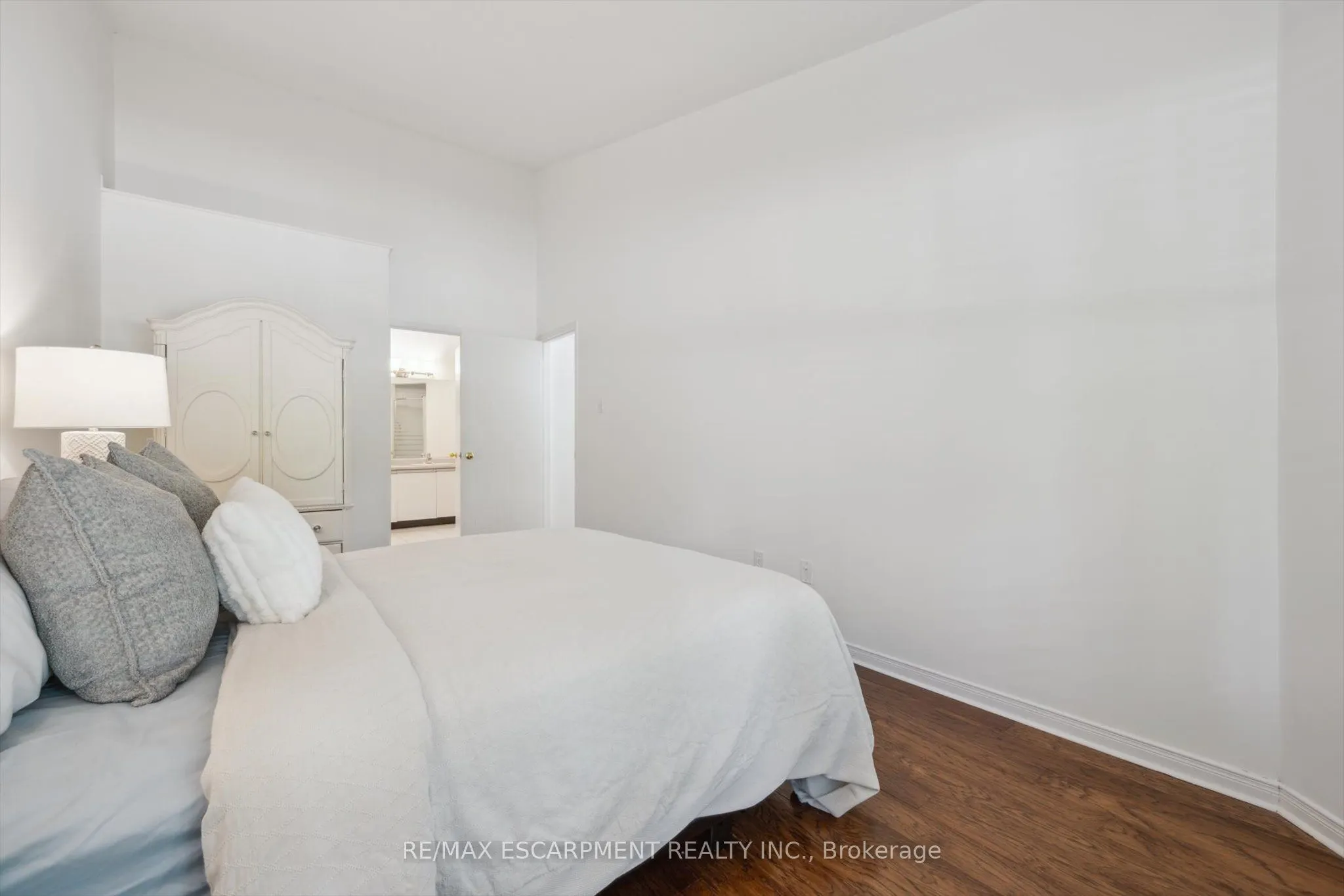 1240 Westview Terrace, #58