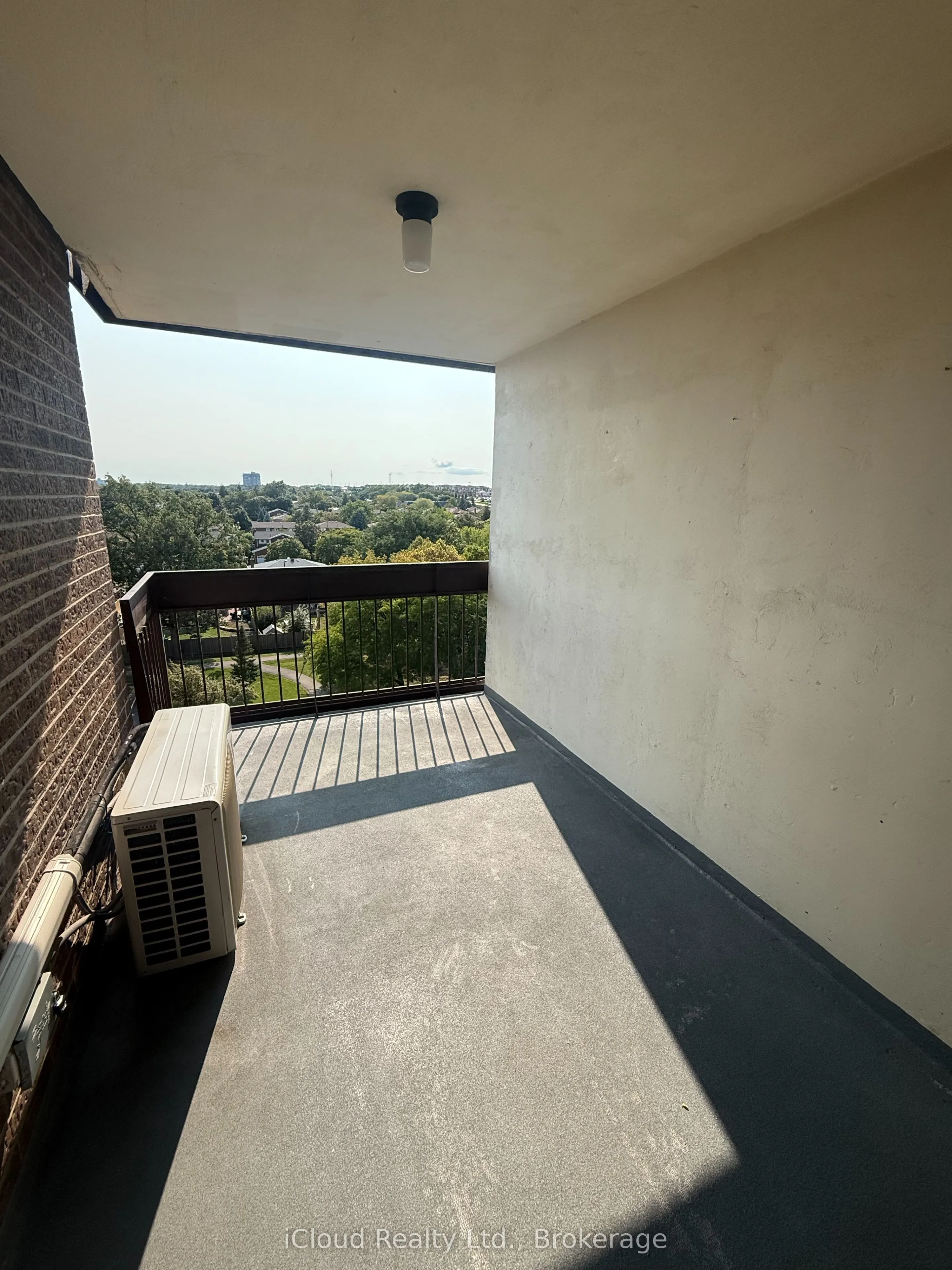 2556 Argyle Road, #703