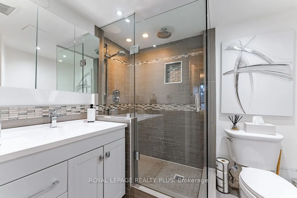 284 Mill Road, #A22