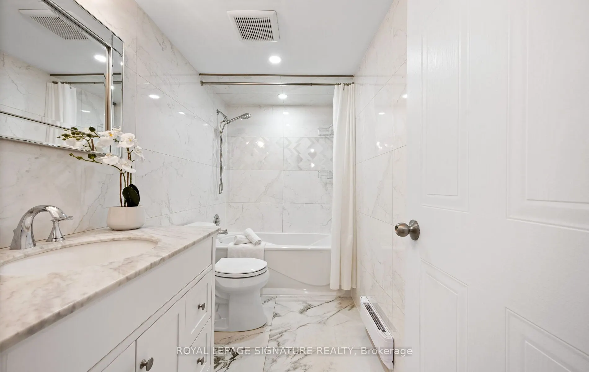 1504 Pilgrims Way, #1021