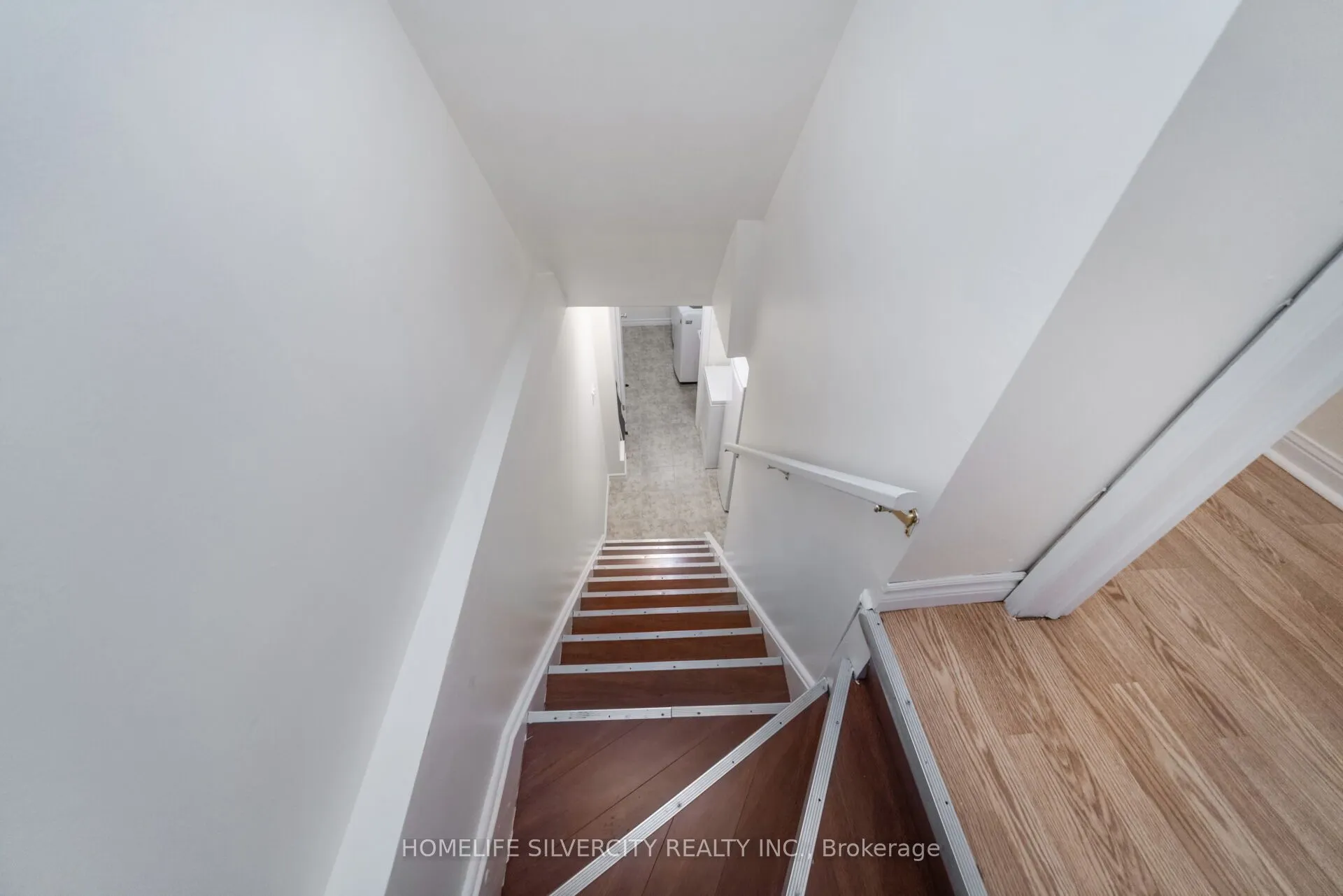 85 Dandelion Road