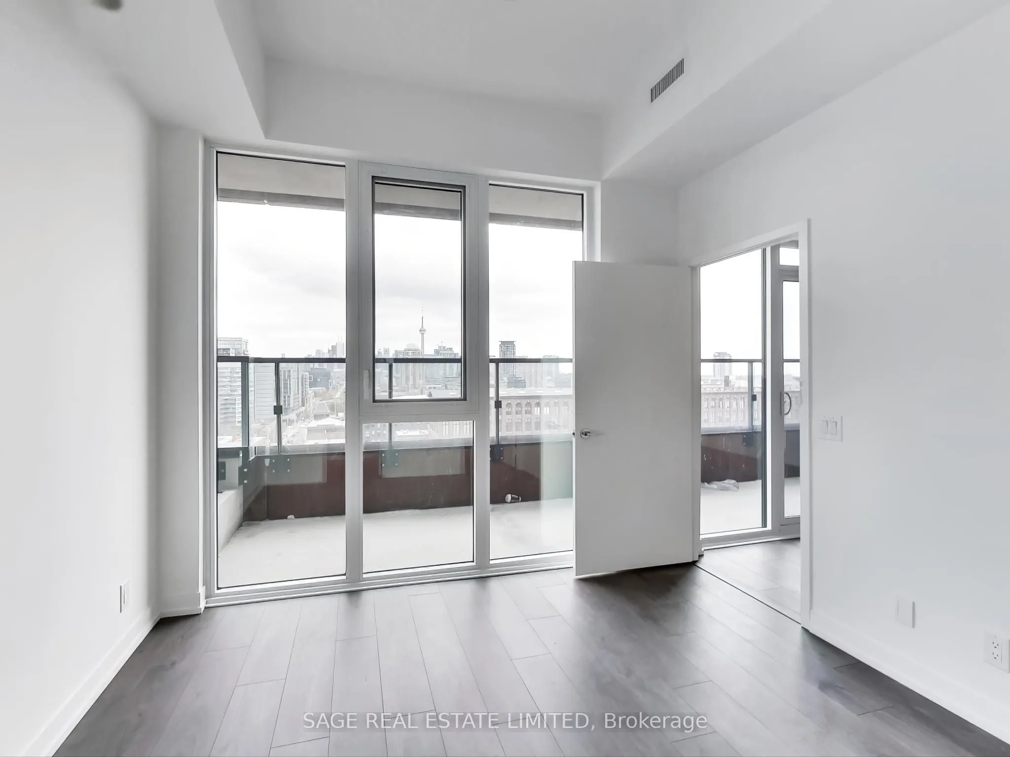 270 Dufferin Street, #1021