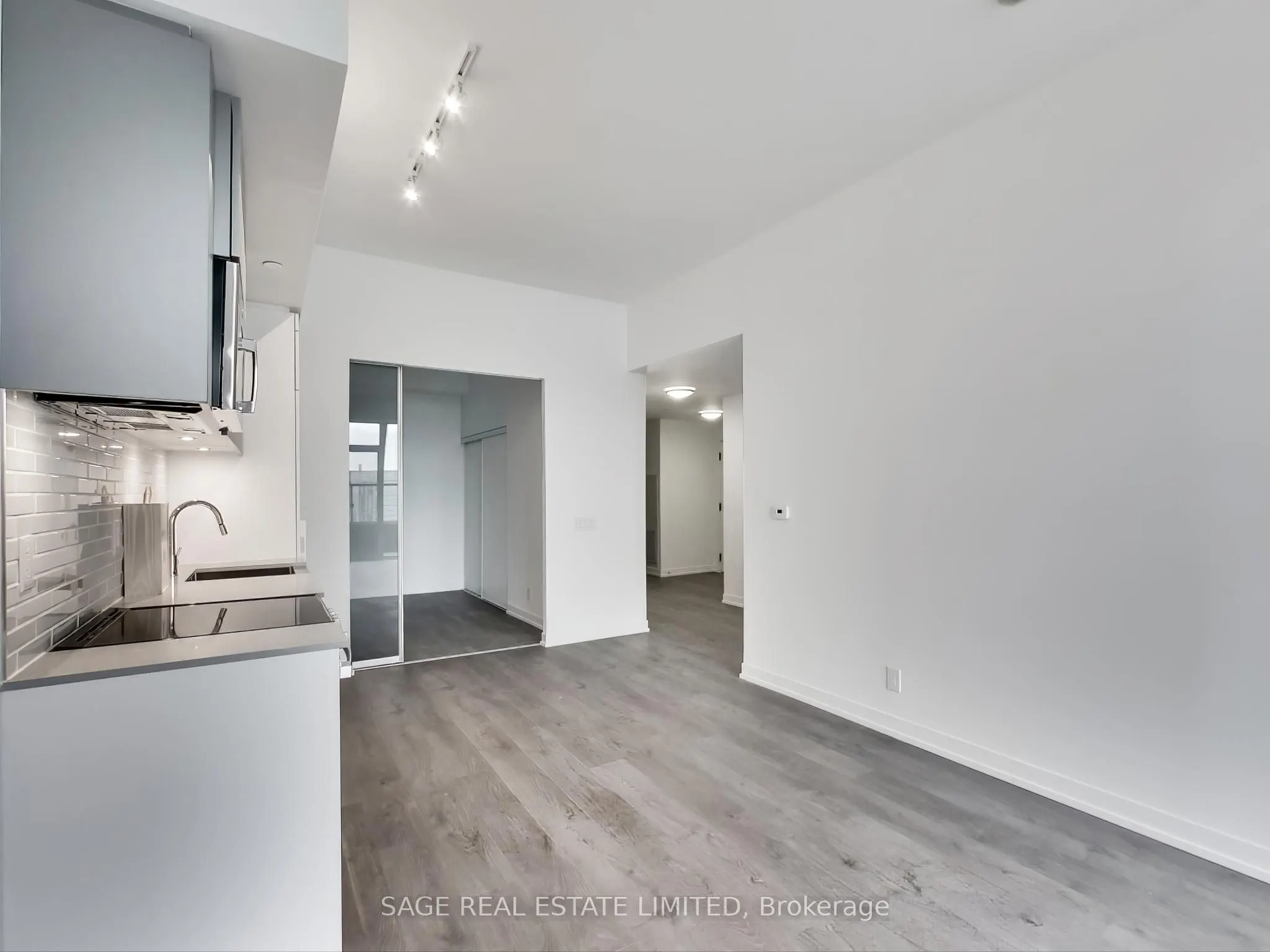 270 Dufferin Street, #1021