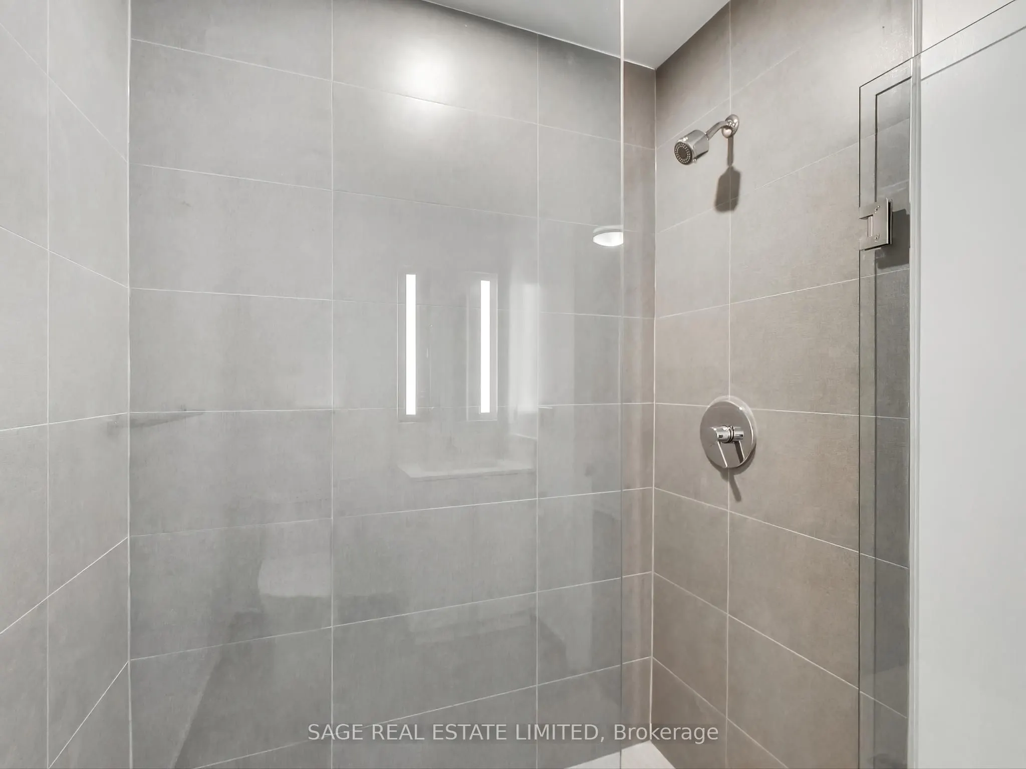270 Dufferin Street, #1021