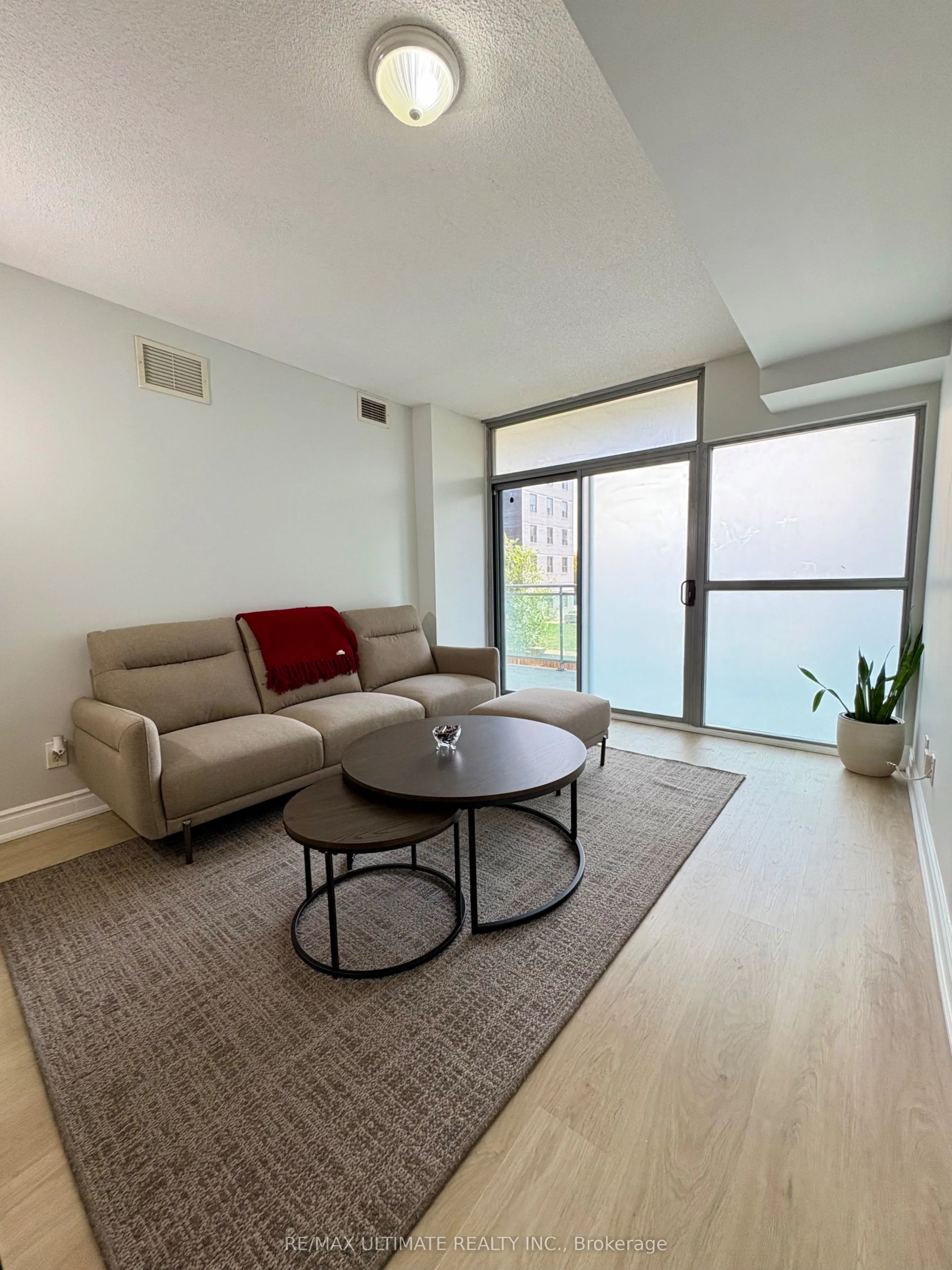 2464 Weston Road, #207