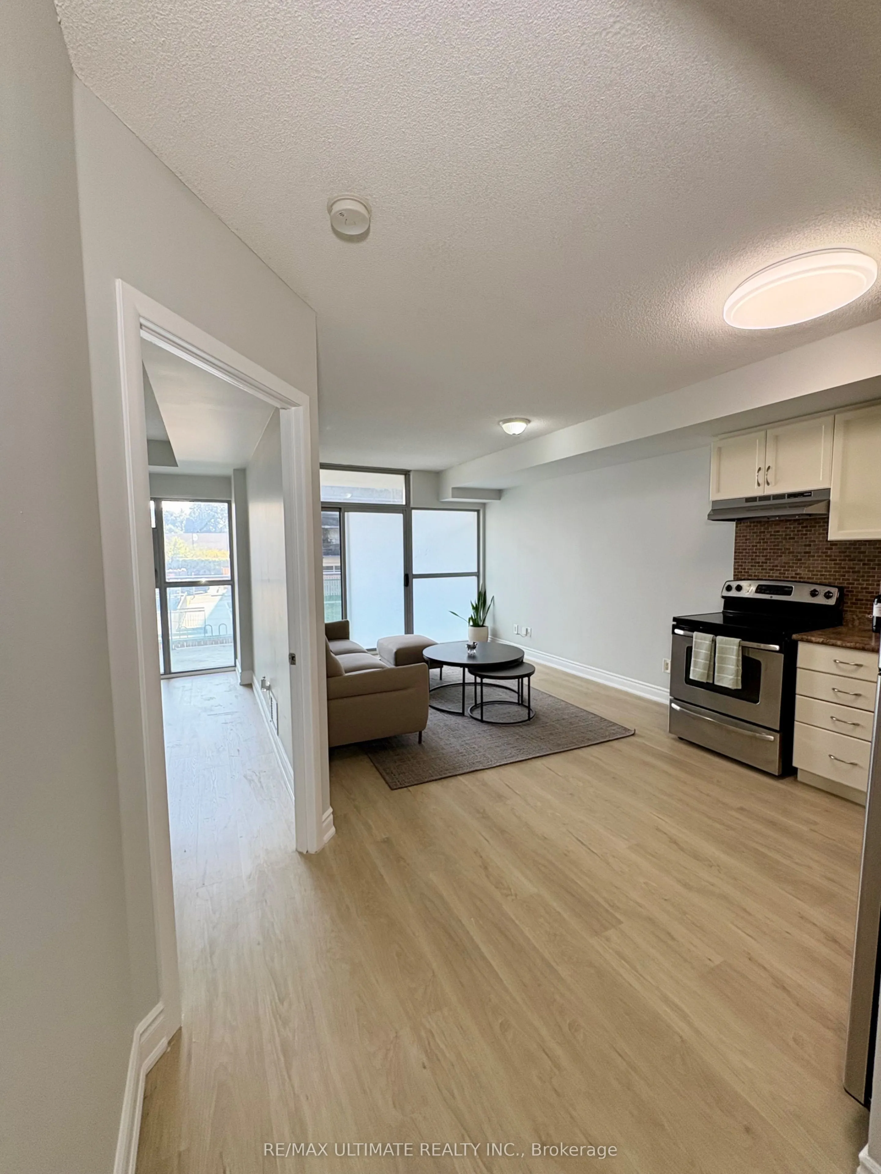 2464 Weston Road, #207