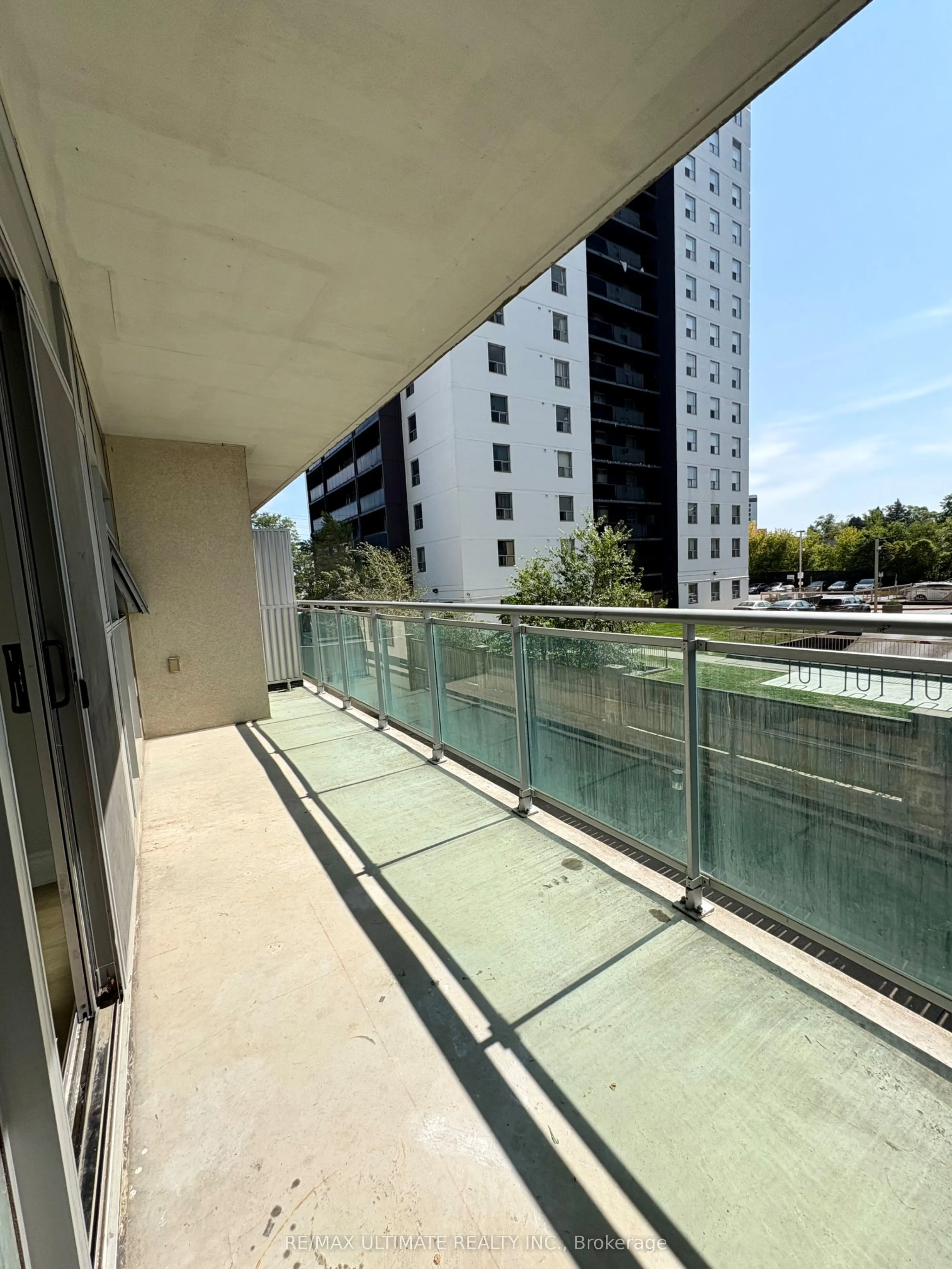 2464 Weston Road, #207