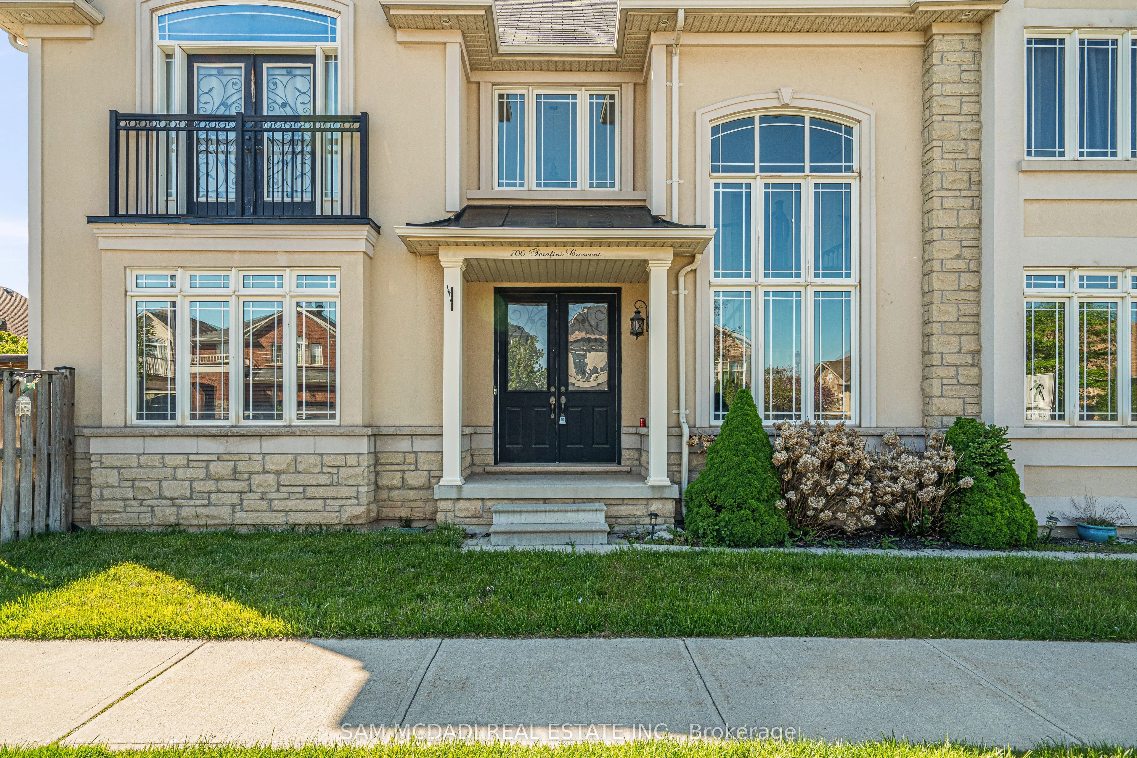 700 Serafini Crescent