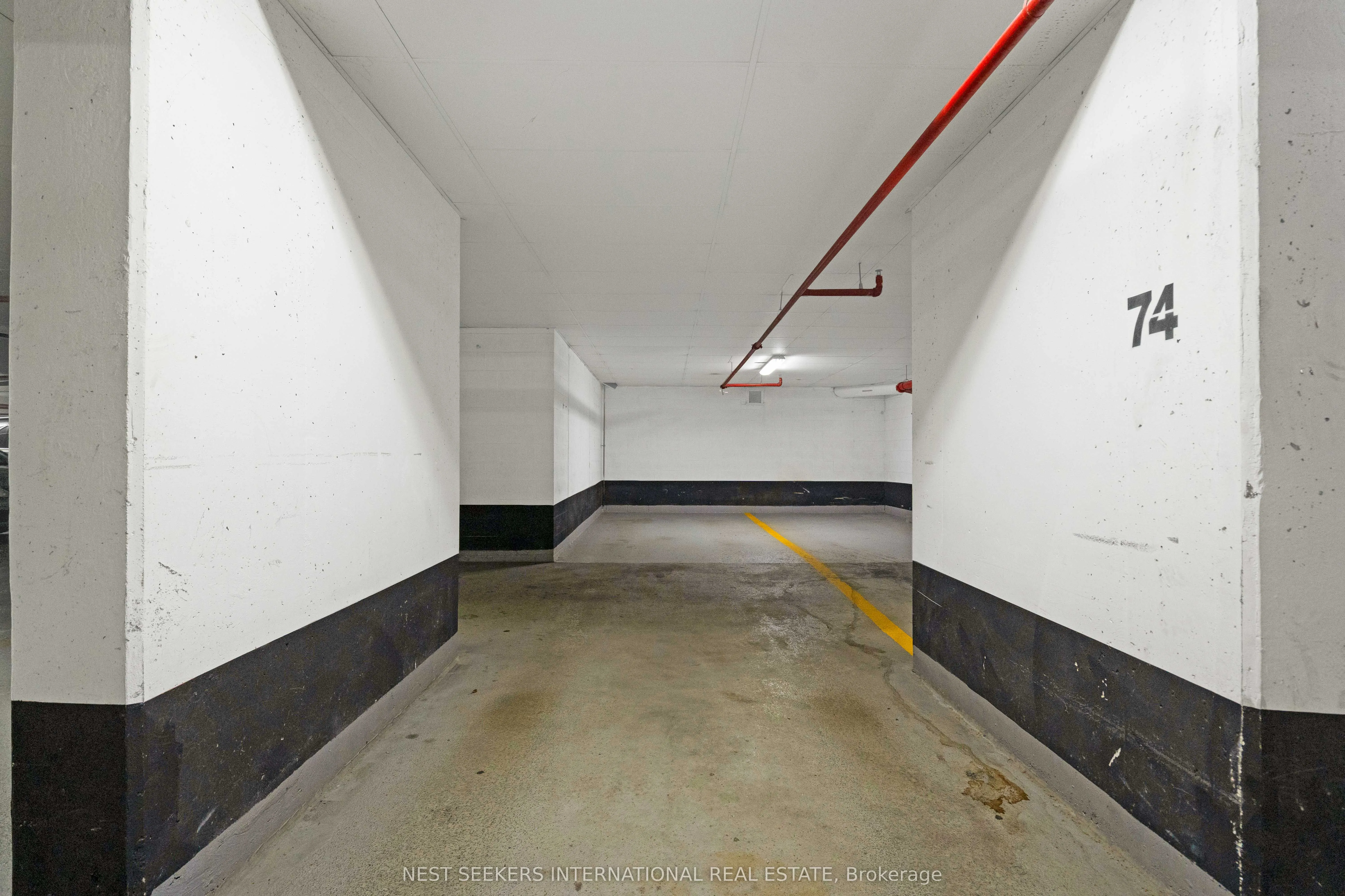 220 Burnhamthorpe Road W, #501