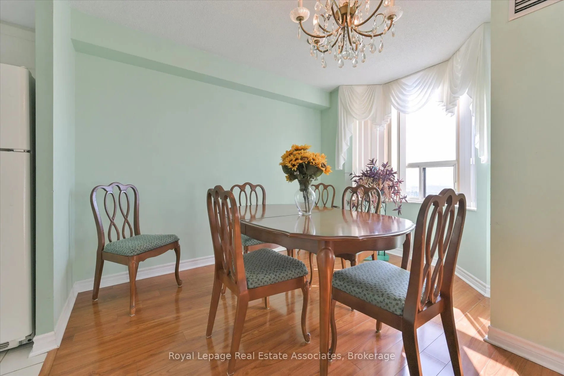 10 Malta Avenue, #1209