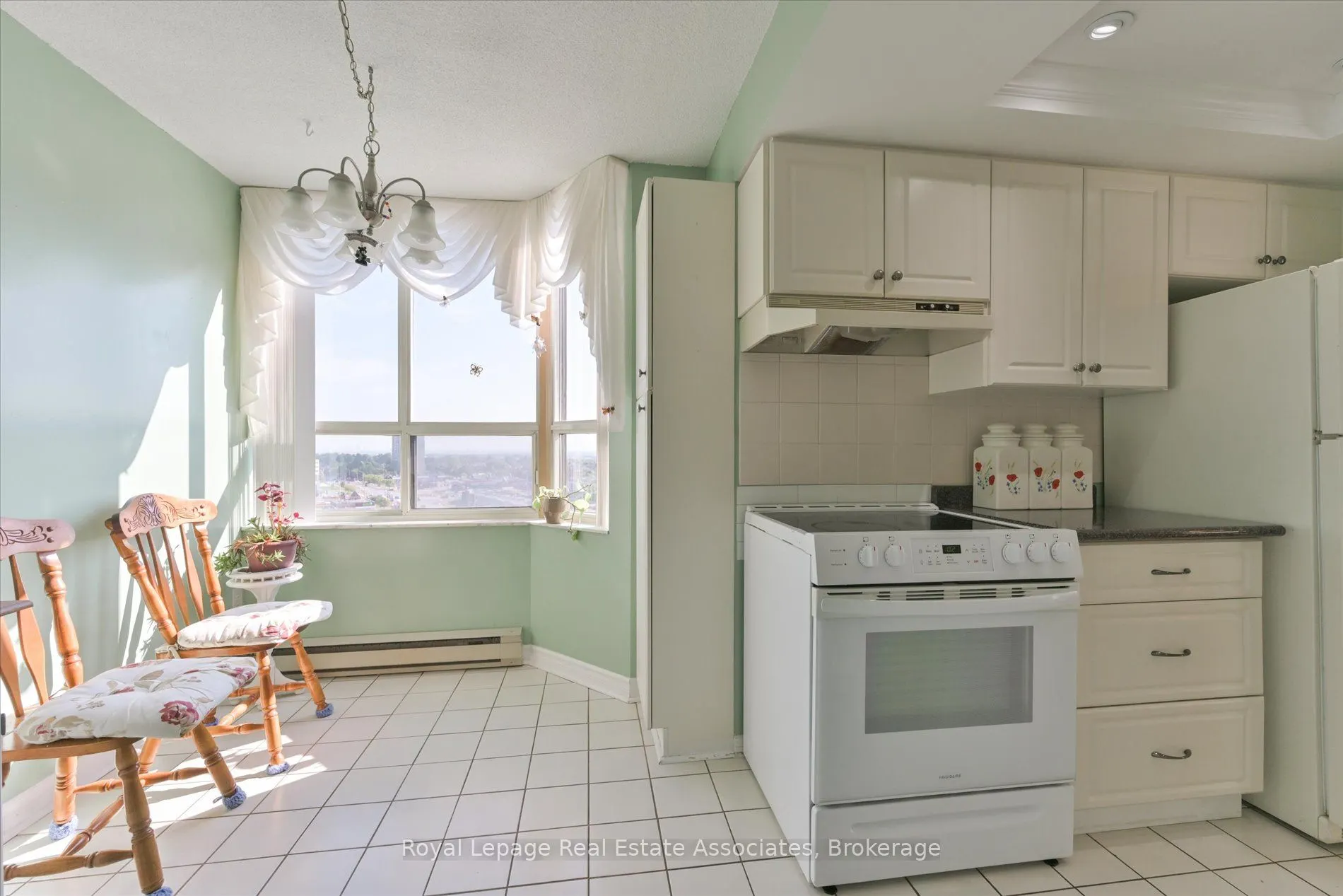 10 Malta Avenue, #1209